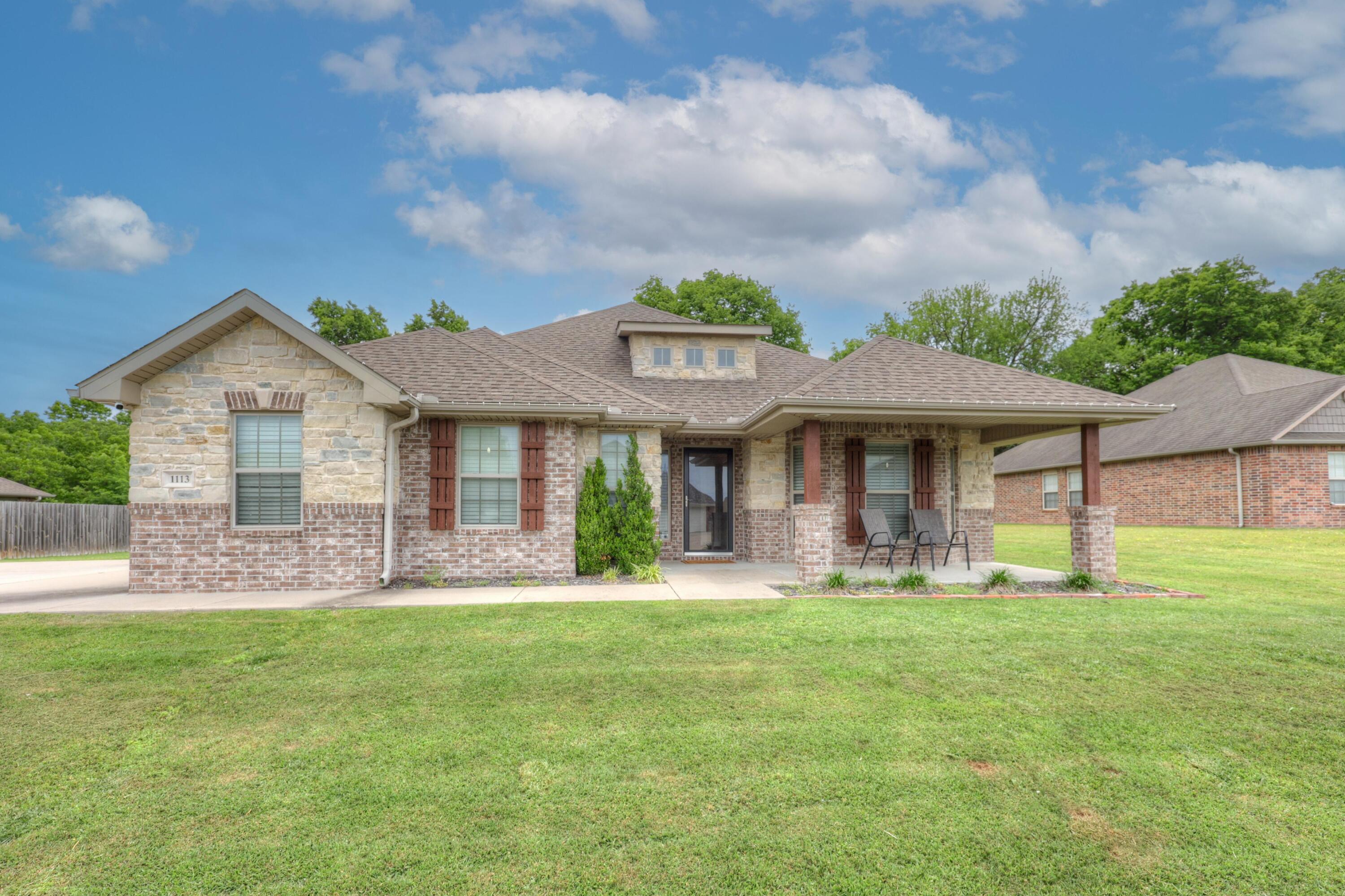 1113 Chesterfield Drive — photo