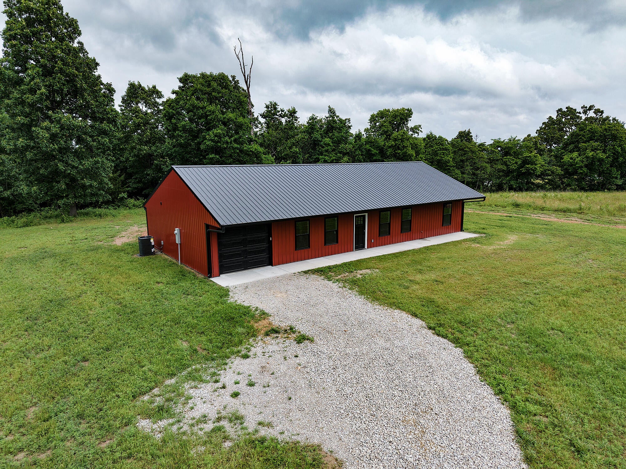 8173 Creek Road — photo