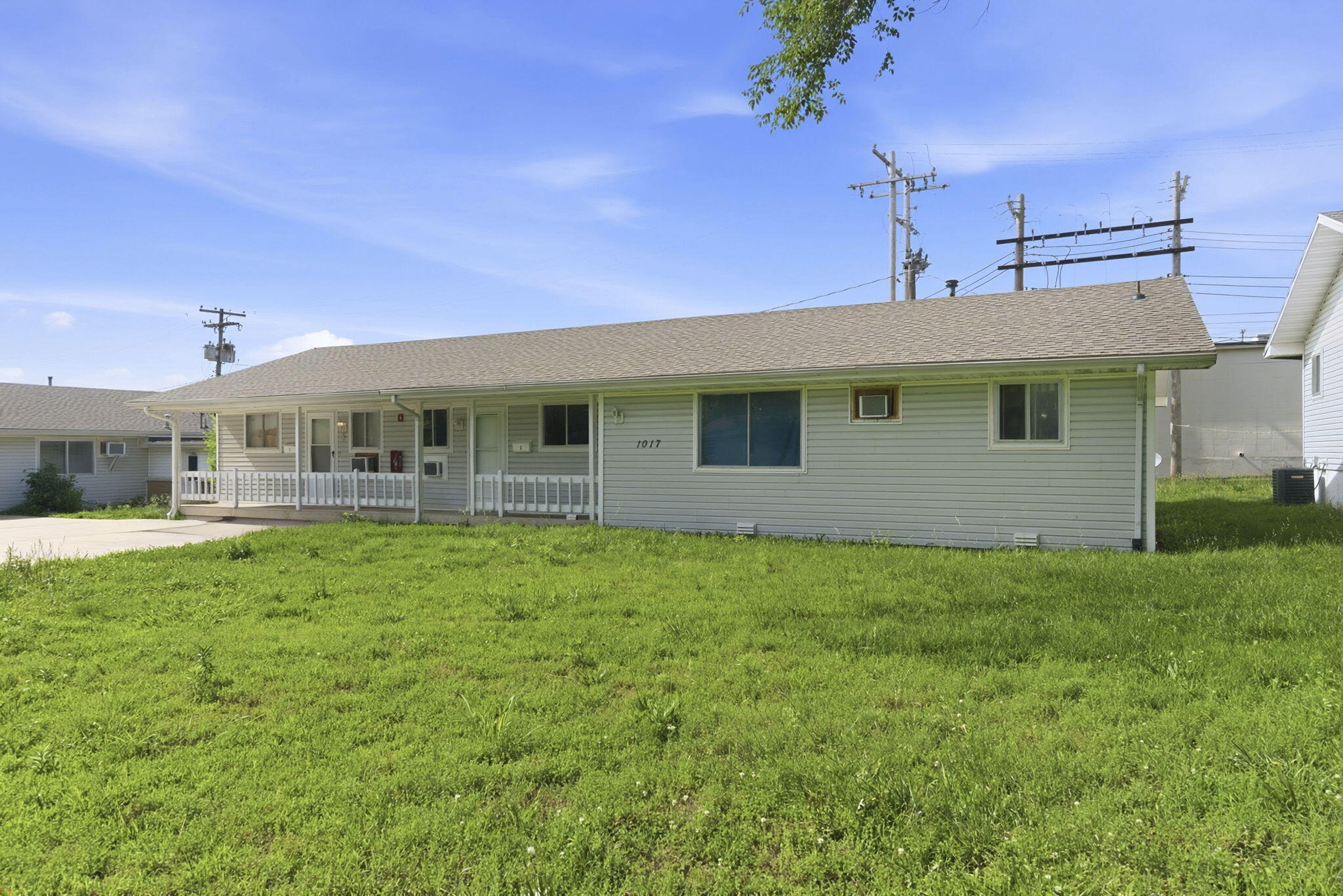 1017 W Washita Street 2 — photo