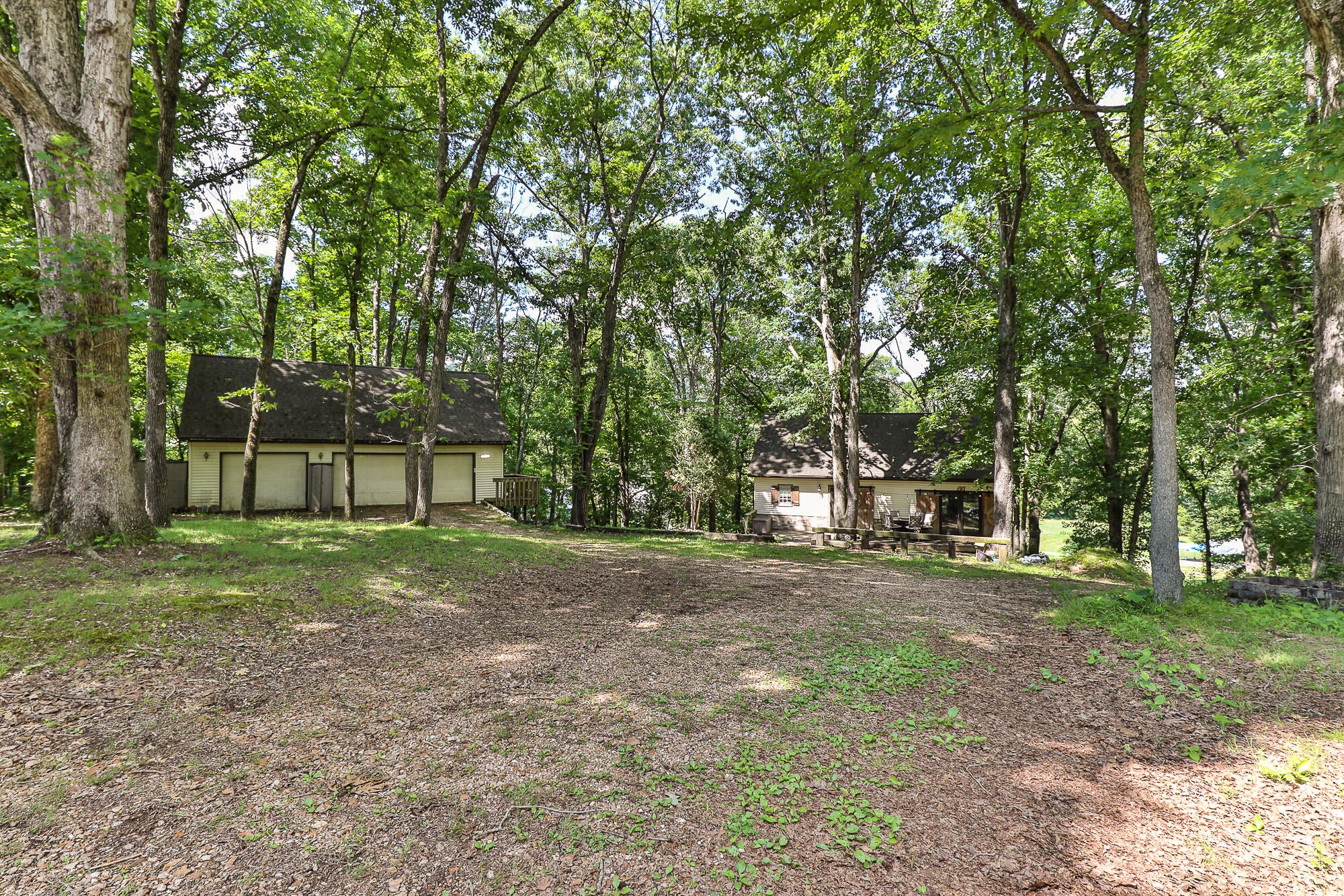 811 Rainbow Valley Drive — photo