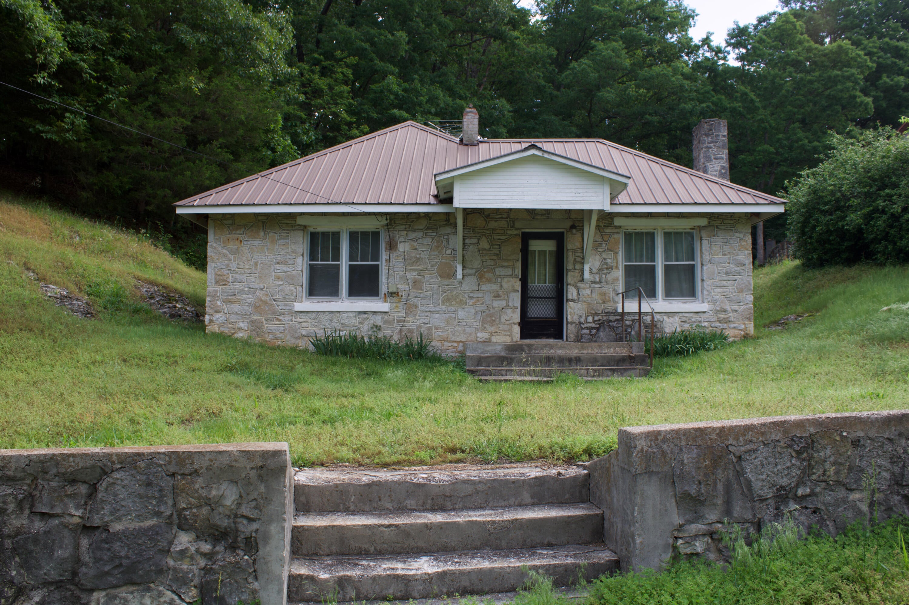 370 Hayes Spring Drive — photo