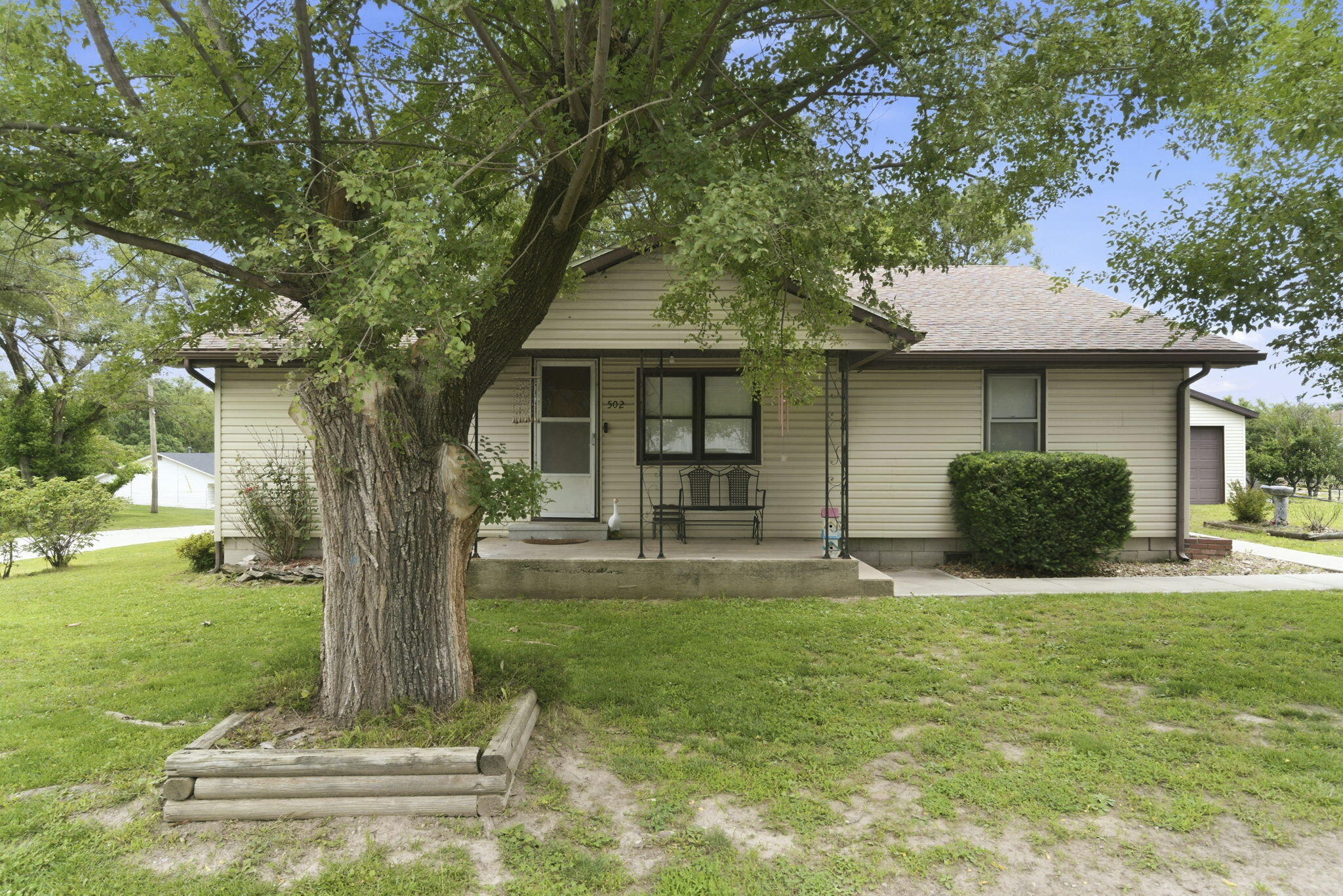 502 S Pear Street — photo