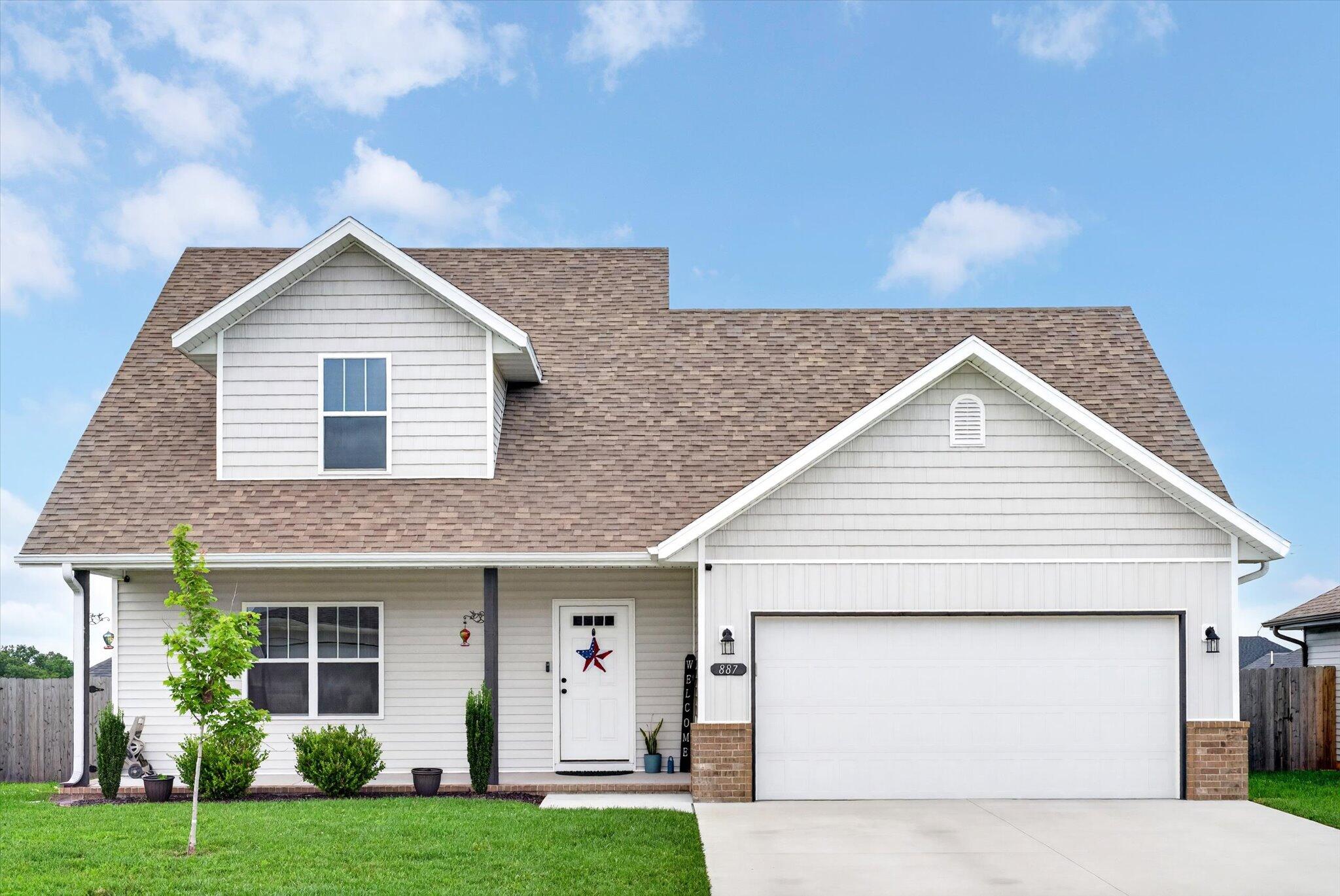 887 S Parkside Circle — photo
