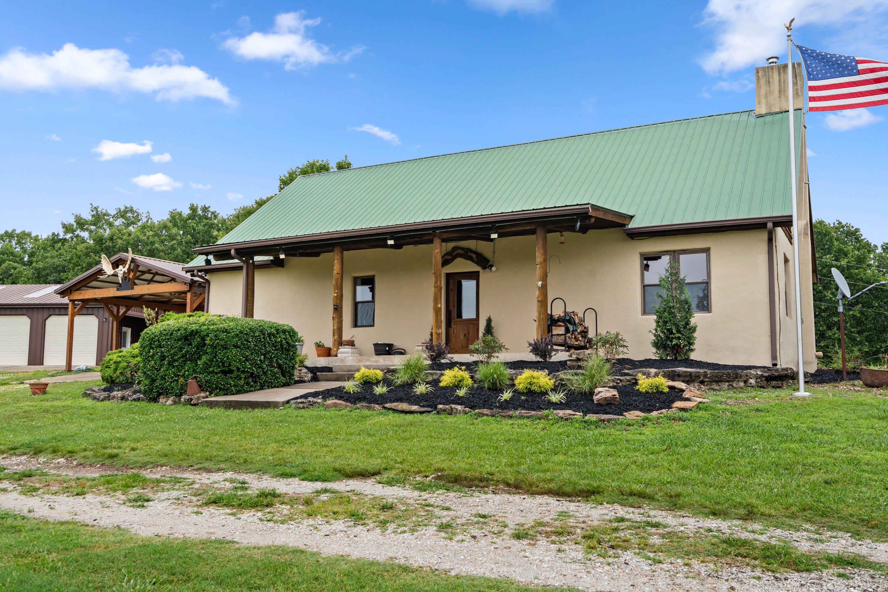 2115 Garrison Cutoff Road — photo