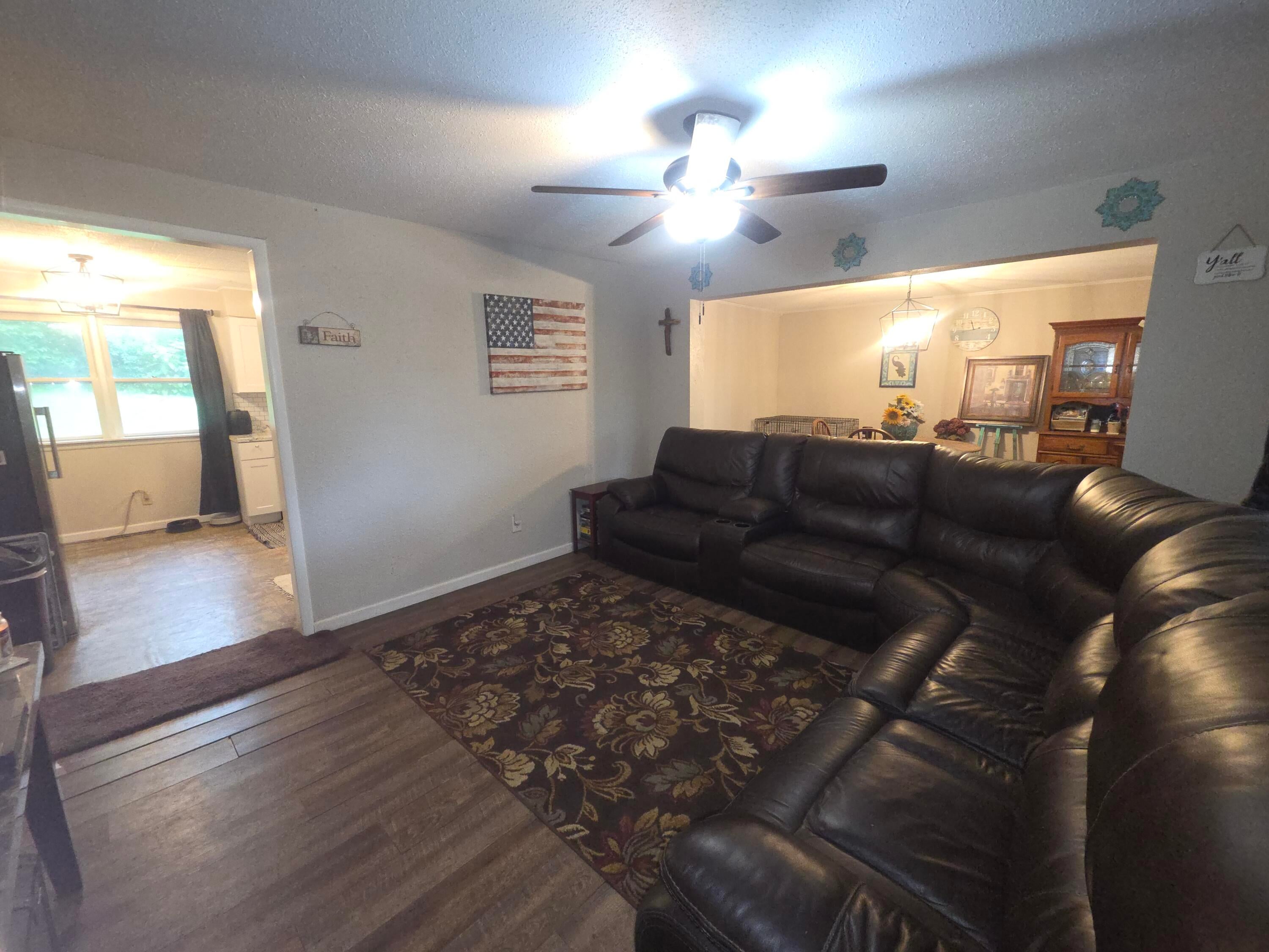 909 PATTON AVE — photo 2
