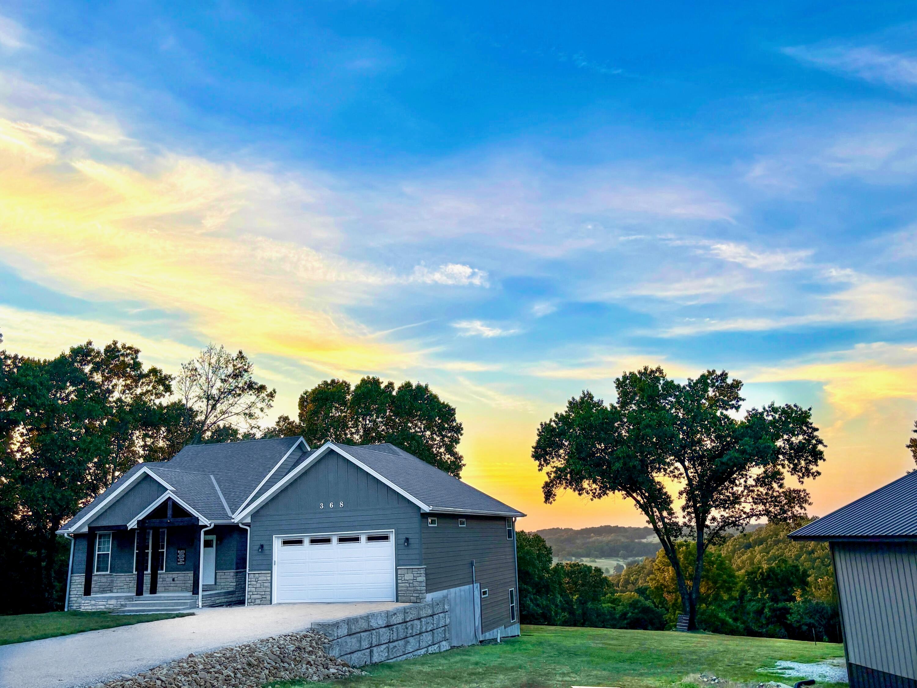 368 Regal Heights Lane — photo