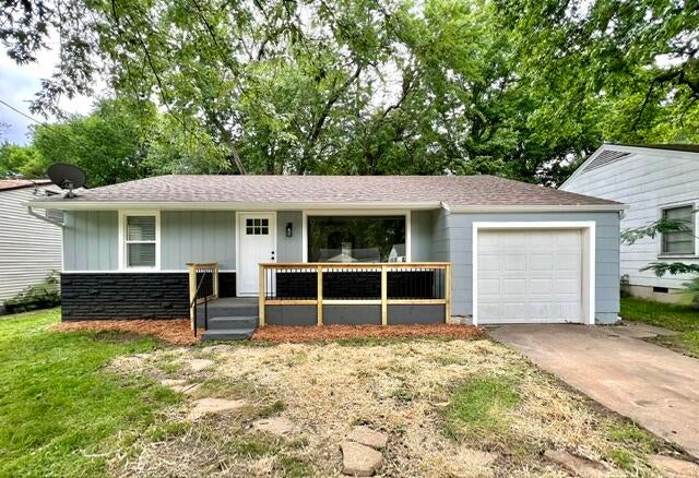 1607 N Kentwood Avenue — photo