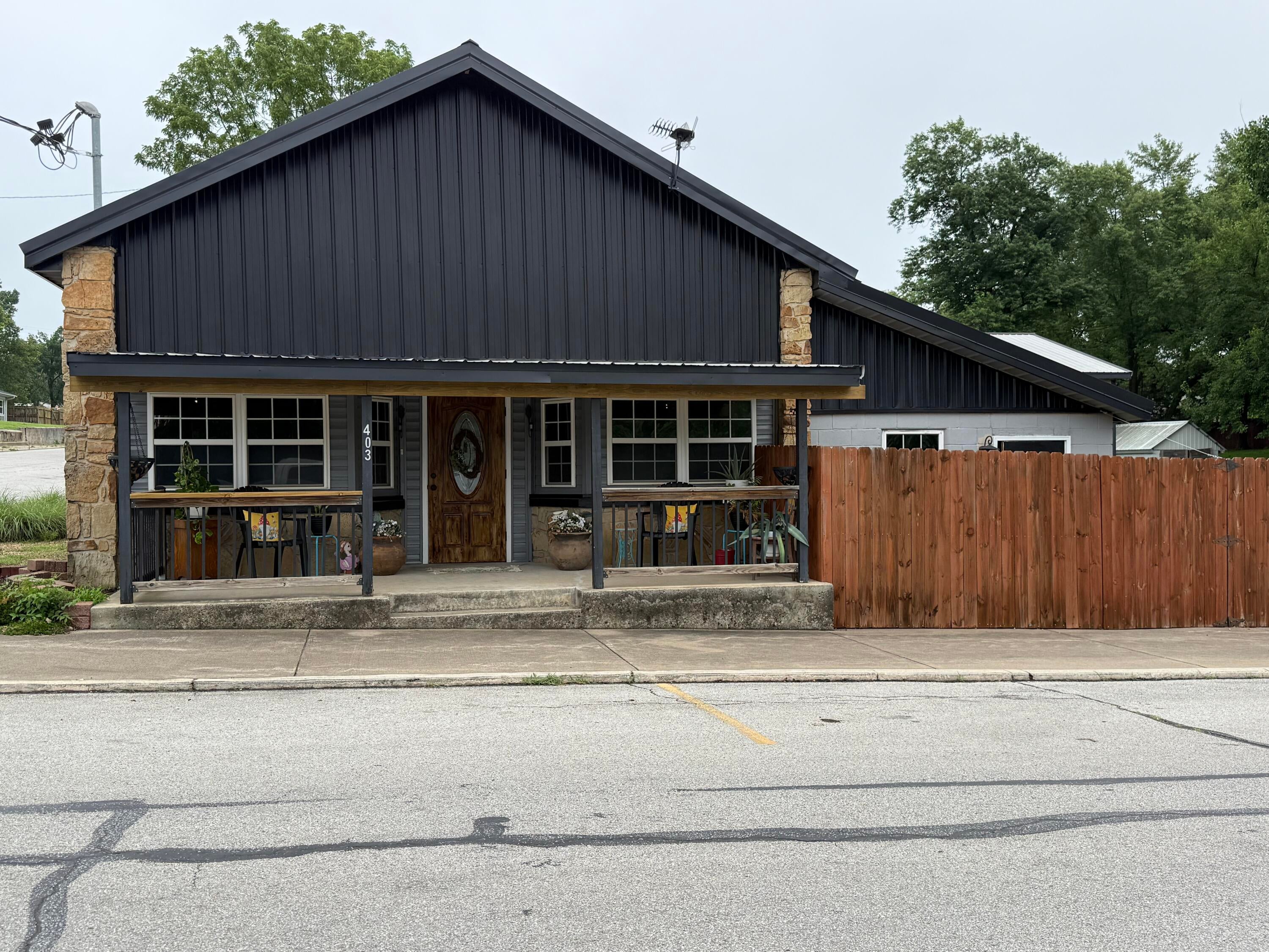 403 S Main Street — photo