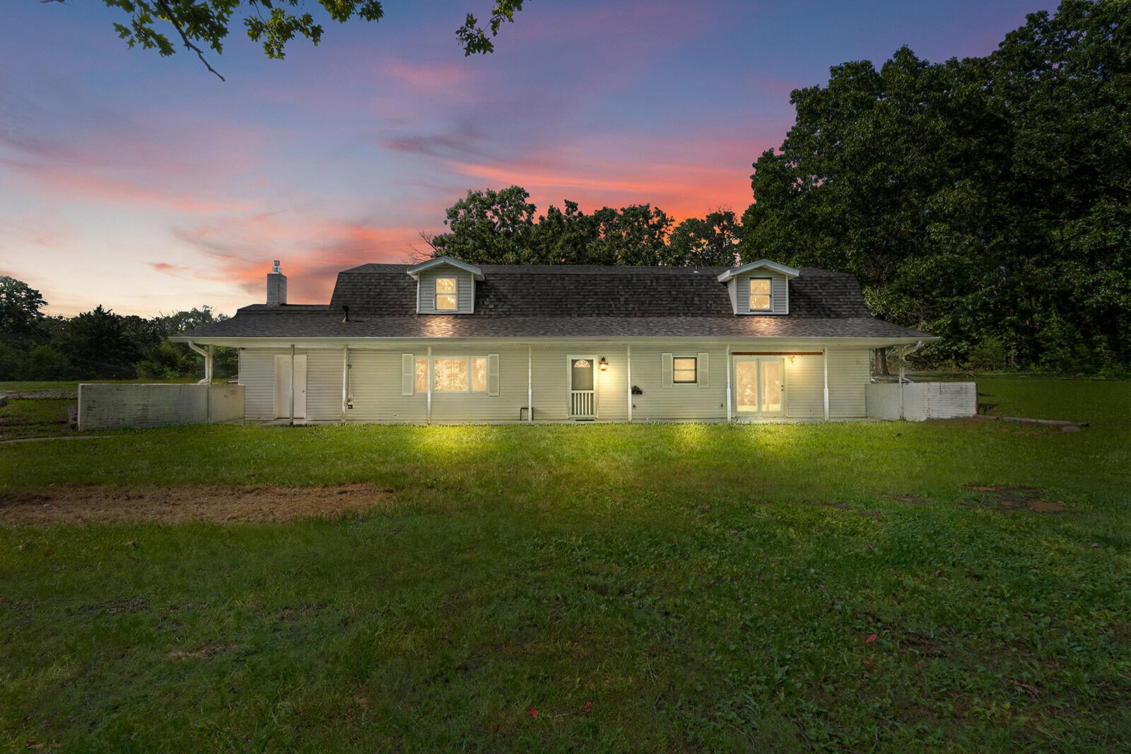 363 Villa Drive — photo