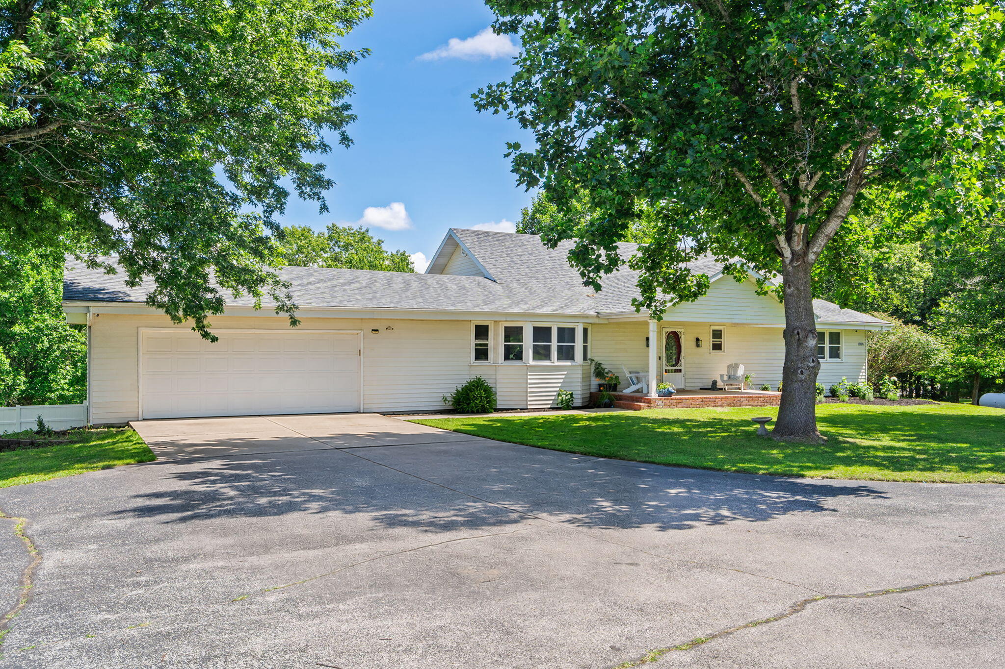 1131 PASTORAL RD — photo 2