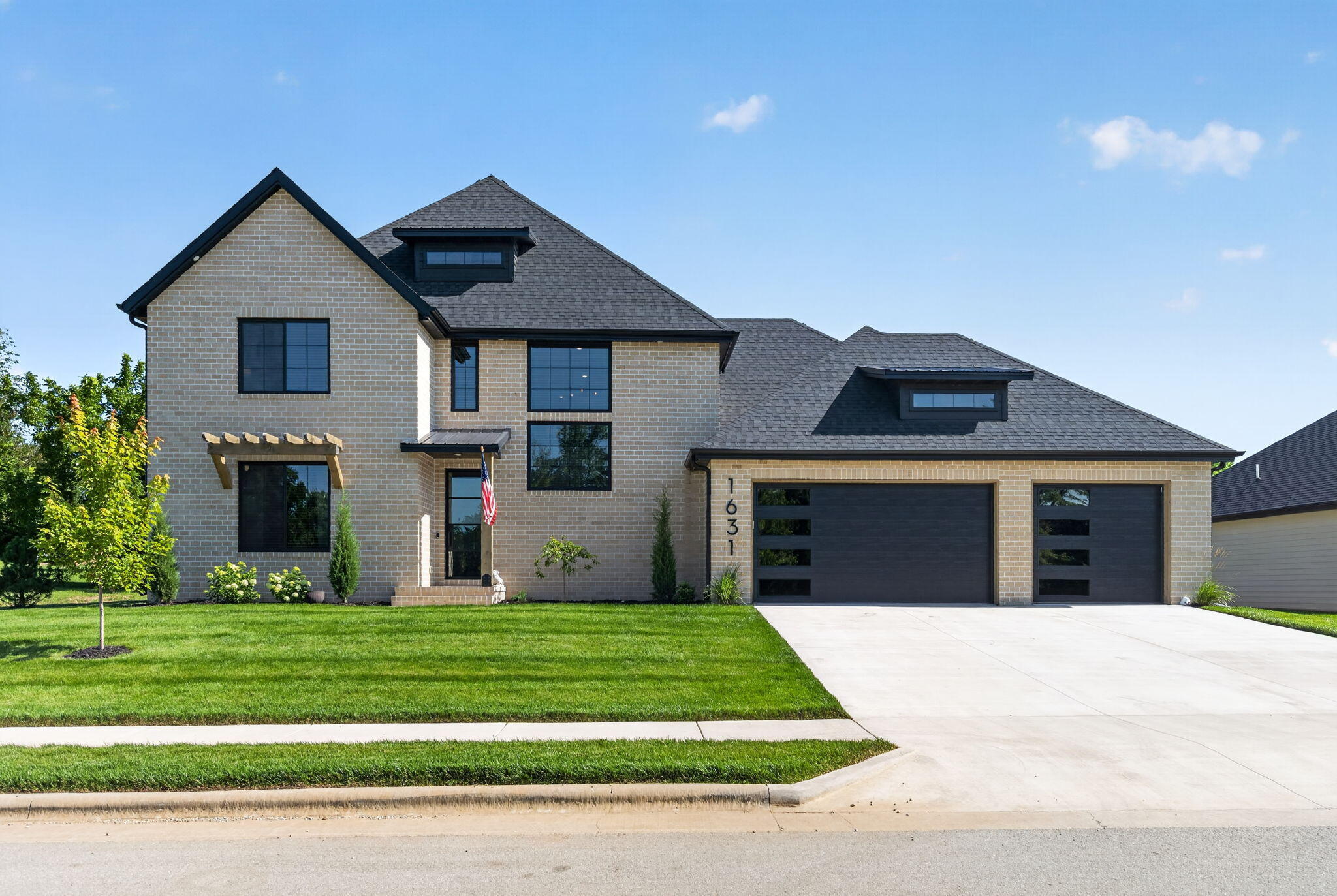 1631 E Cobblestone Drive — photo