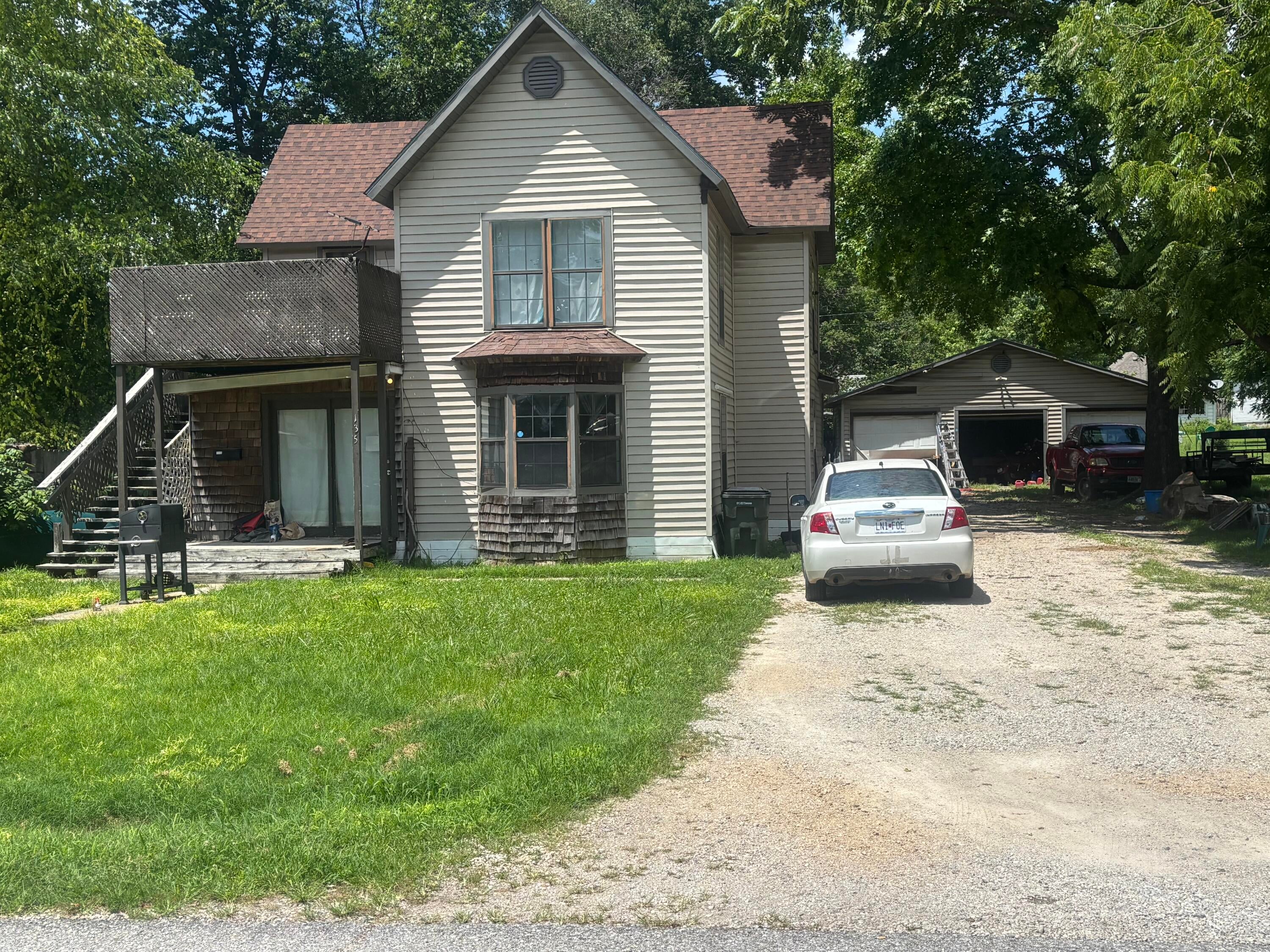 135 W Springfield Street — photo