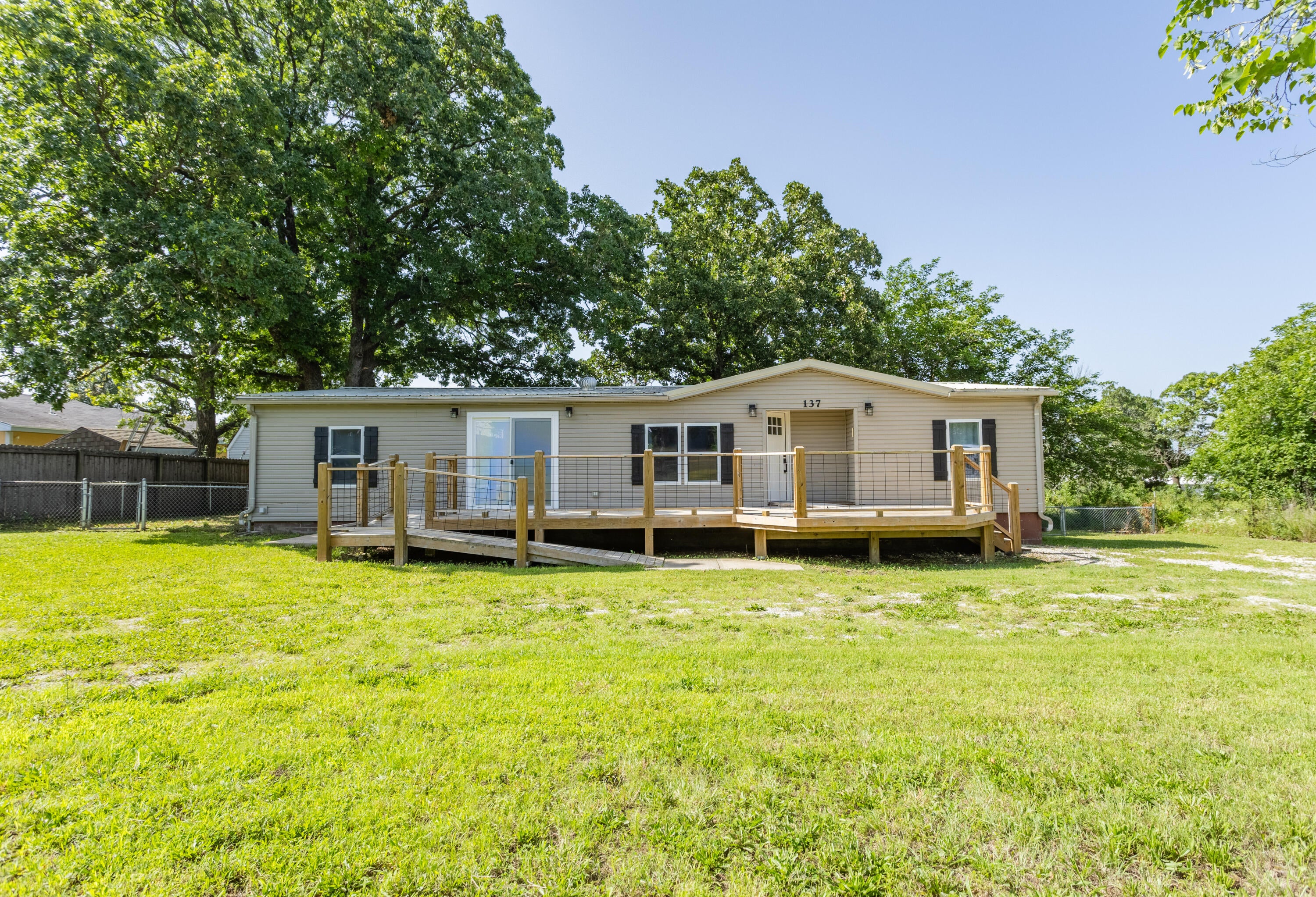 137 Plaza Drive — photo