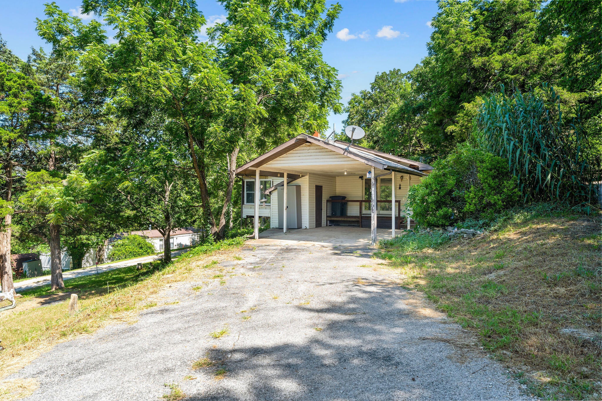 85 Quarterline Drive — photo