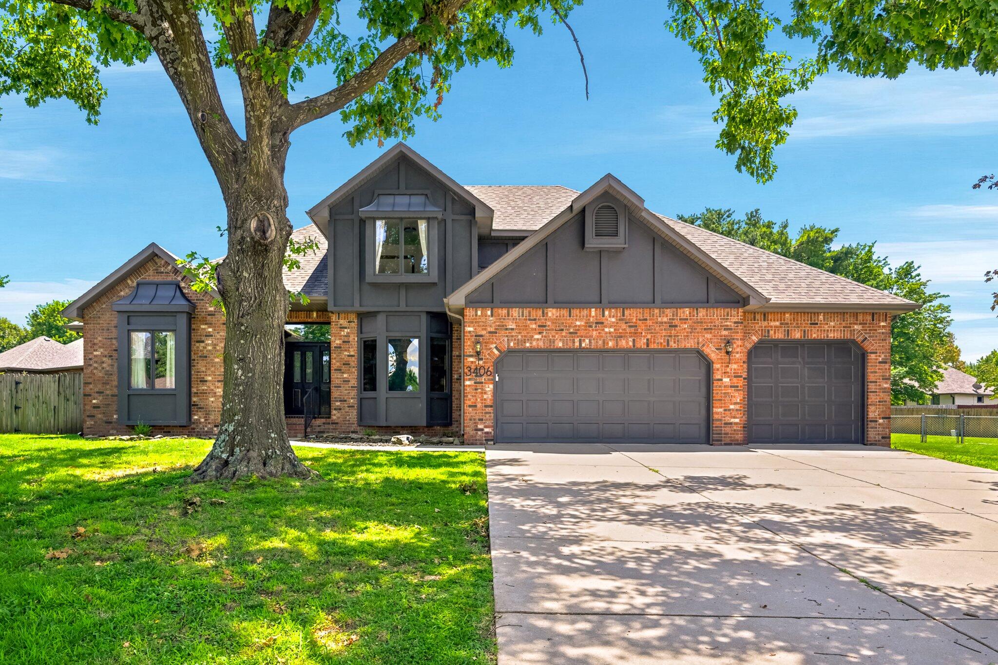 3406 W Laurel Circle — photo