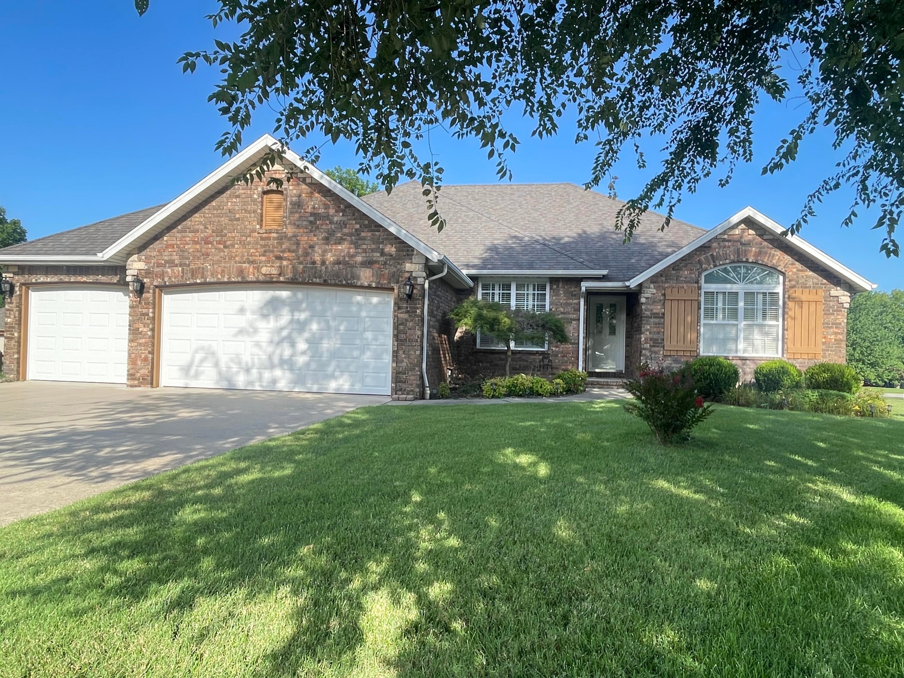 3207 W Aussie Court — photo