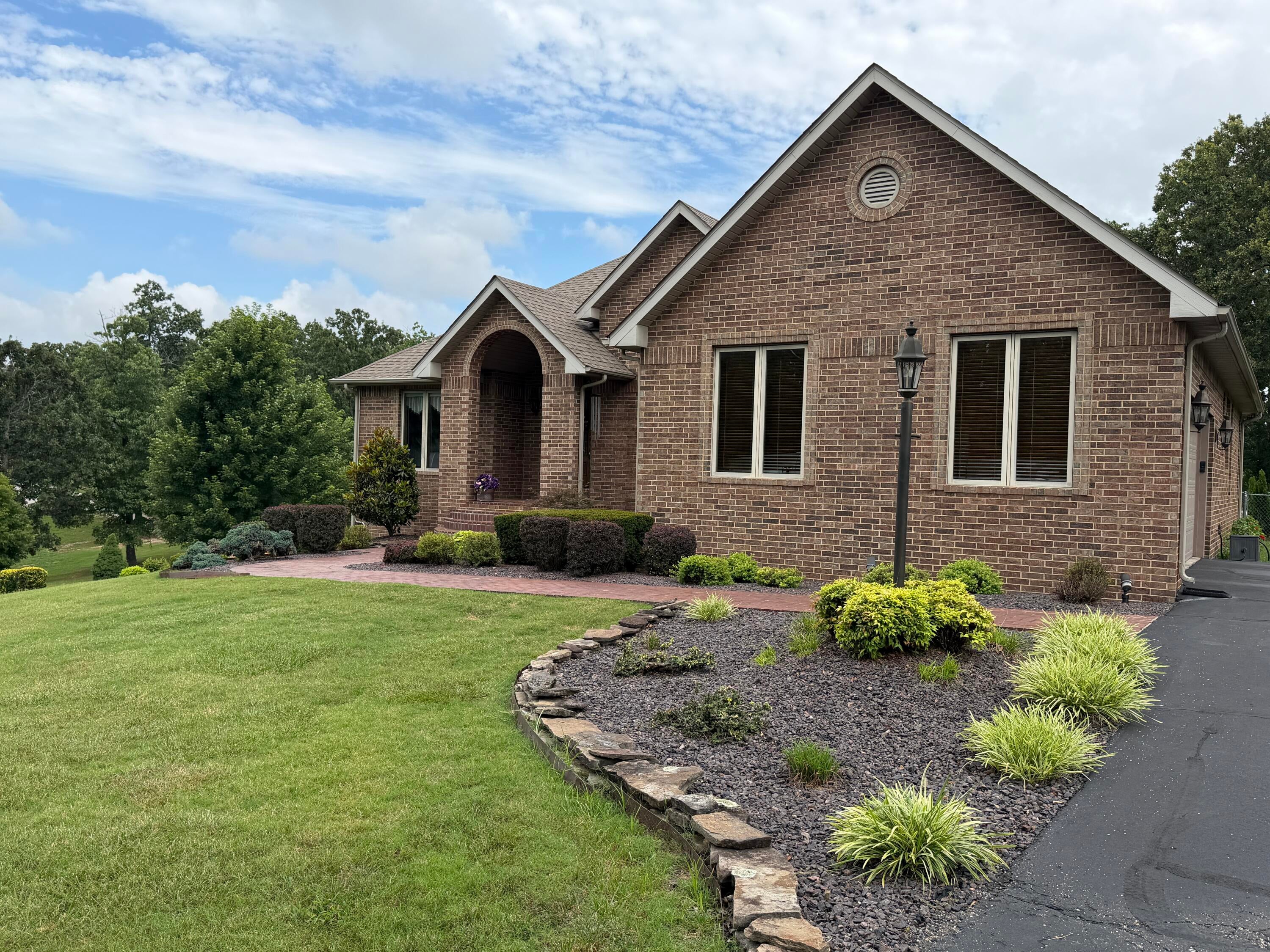 10642 County Road 8070 — photo