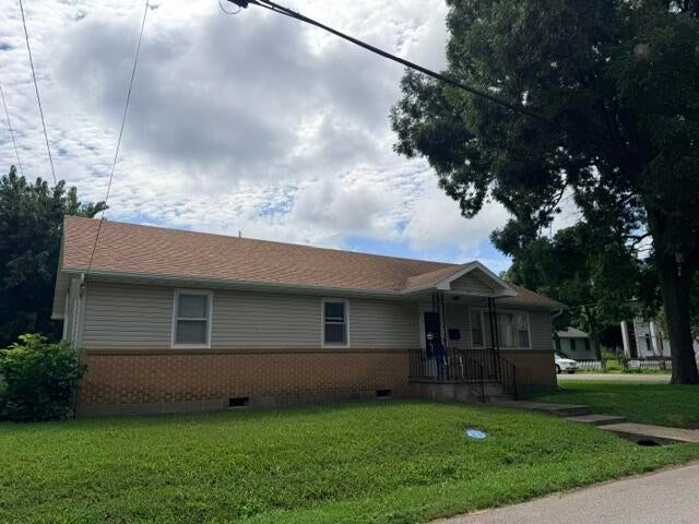 104 Mitchell Street — photo