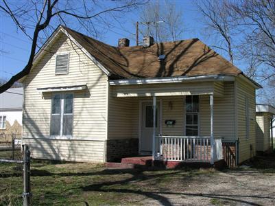 937 W Elm Street — photo