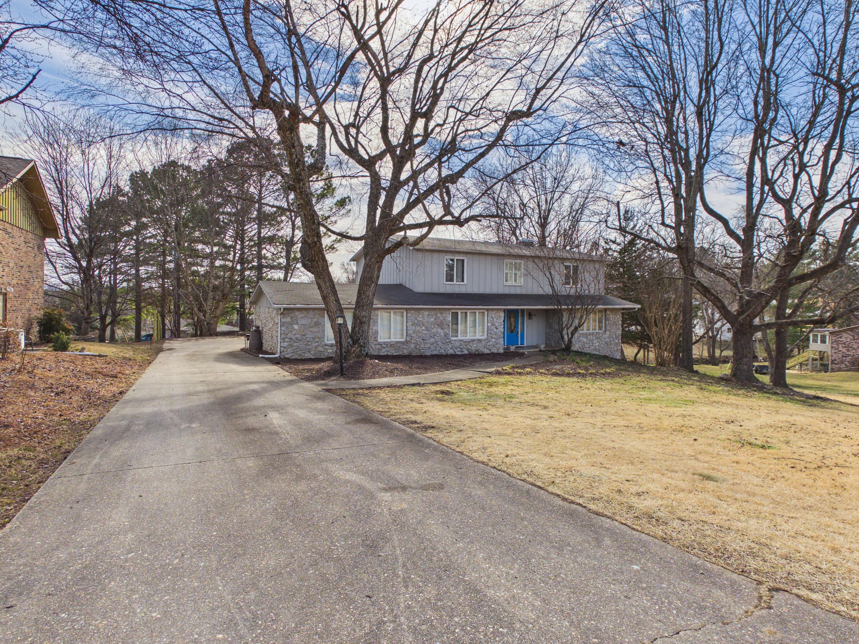 1006 W Sherman Avenue — photo
