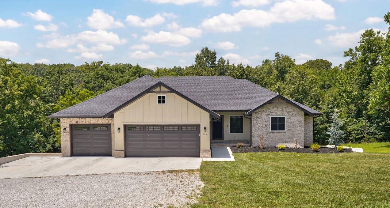385 Plumtree Drive — photo