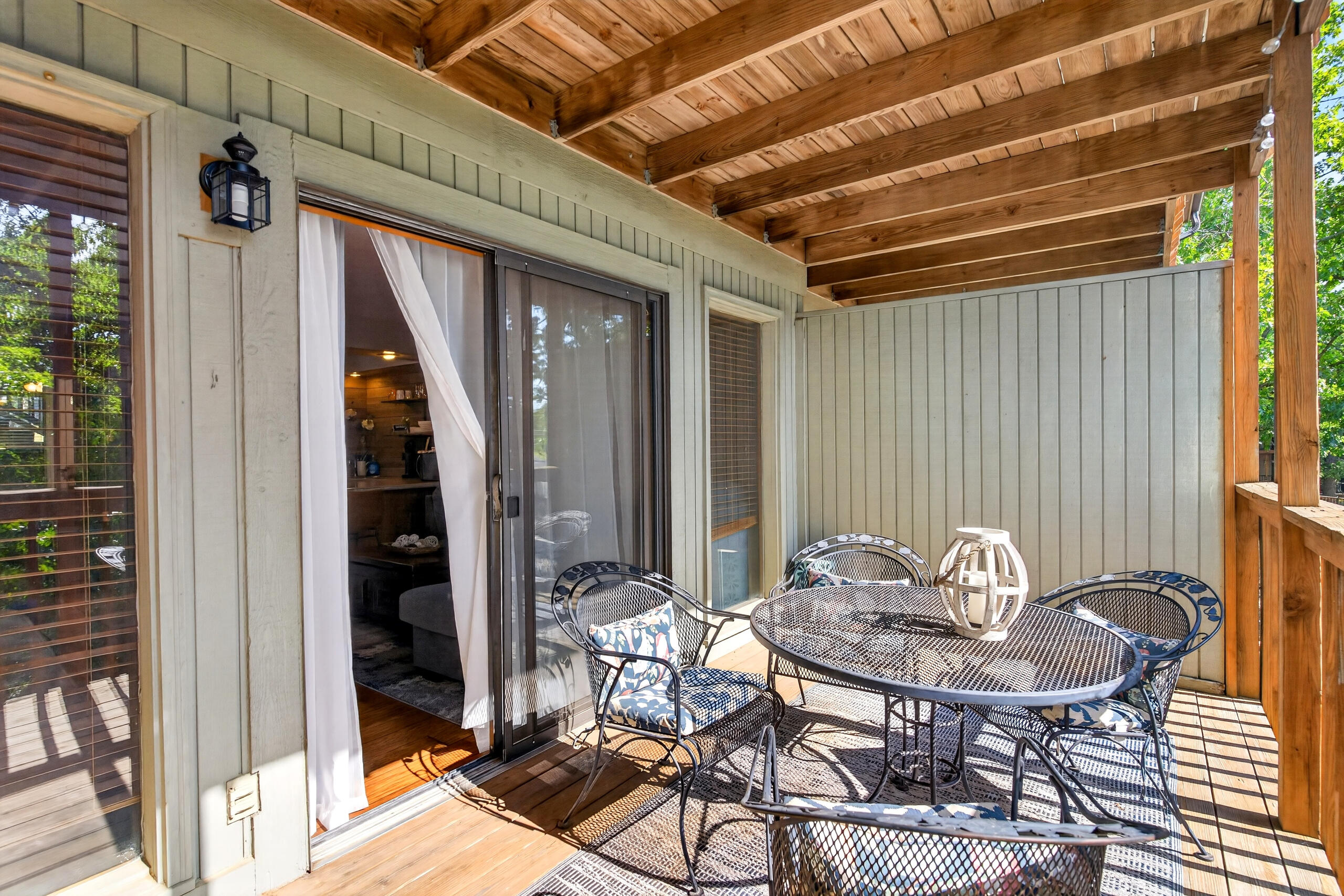 14 Sinatra Court Unit 5 — photo