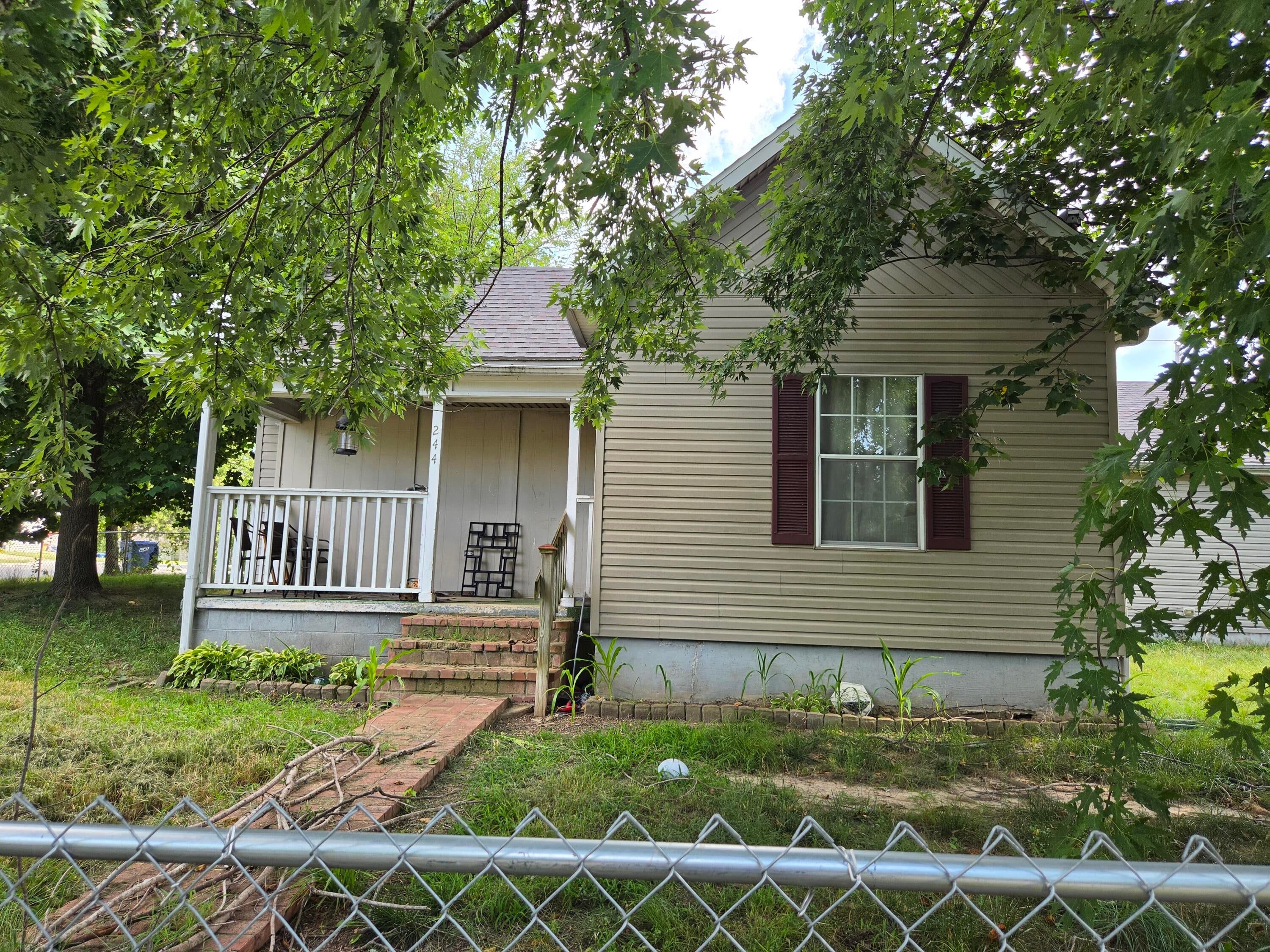 244 E Church Street — photo