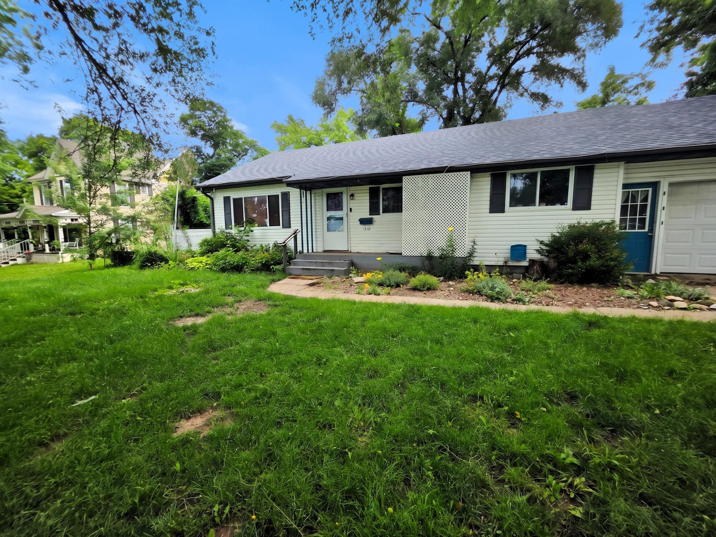 713 E Locust Street — photo