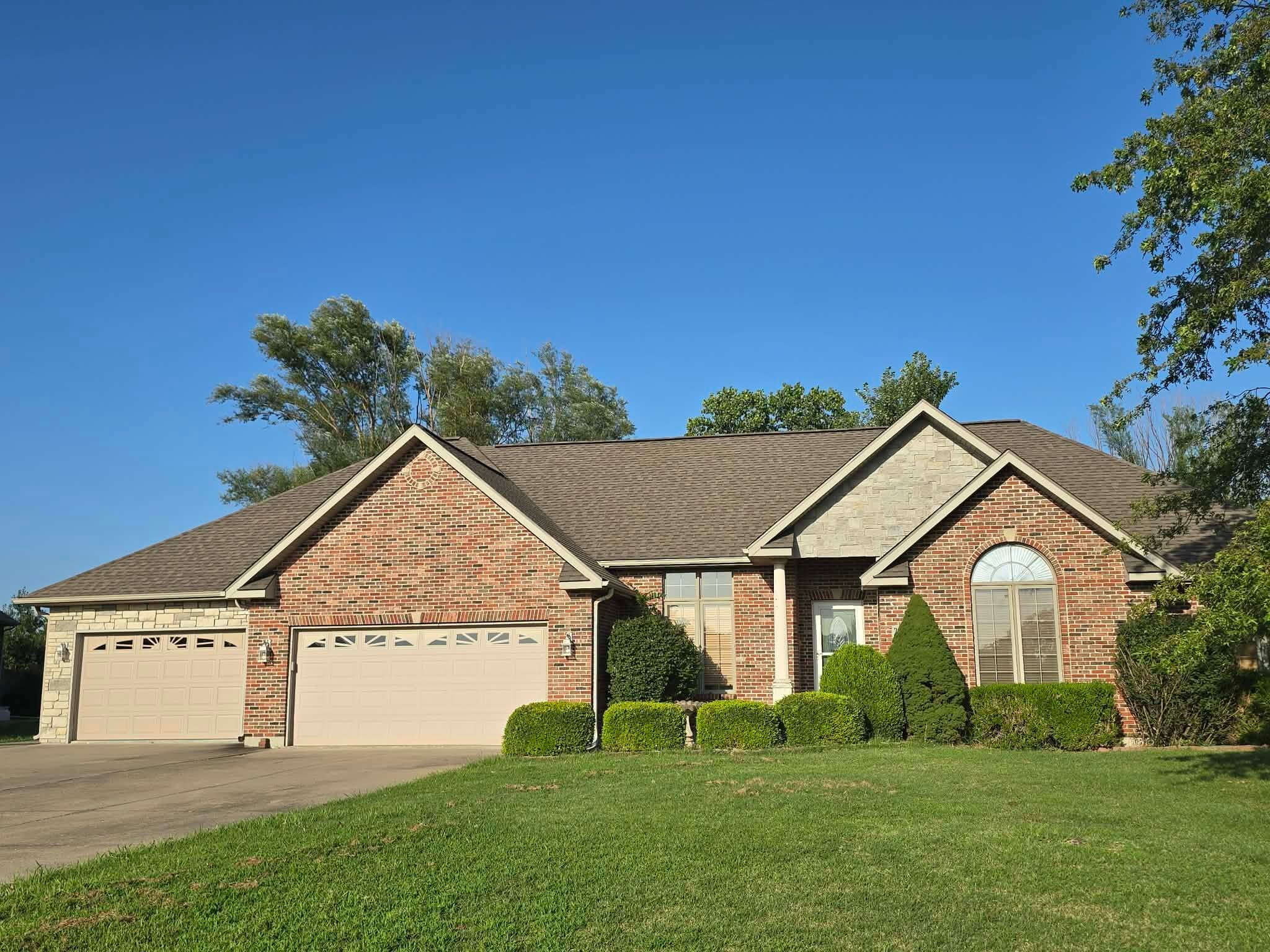2011 E Epicurean Drive — photo