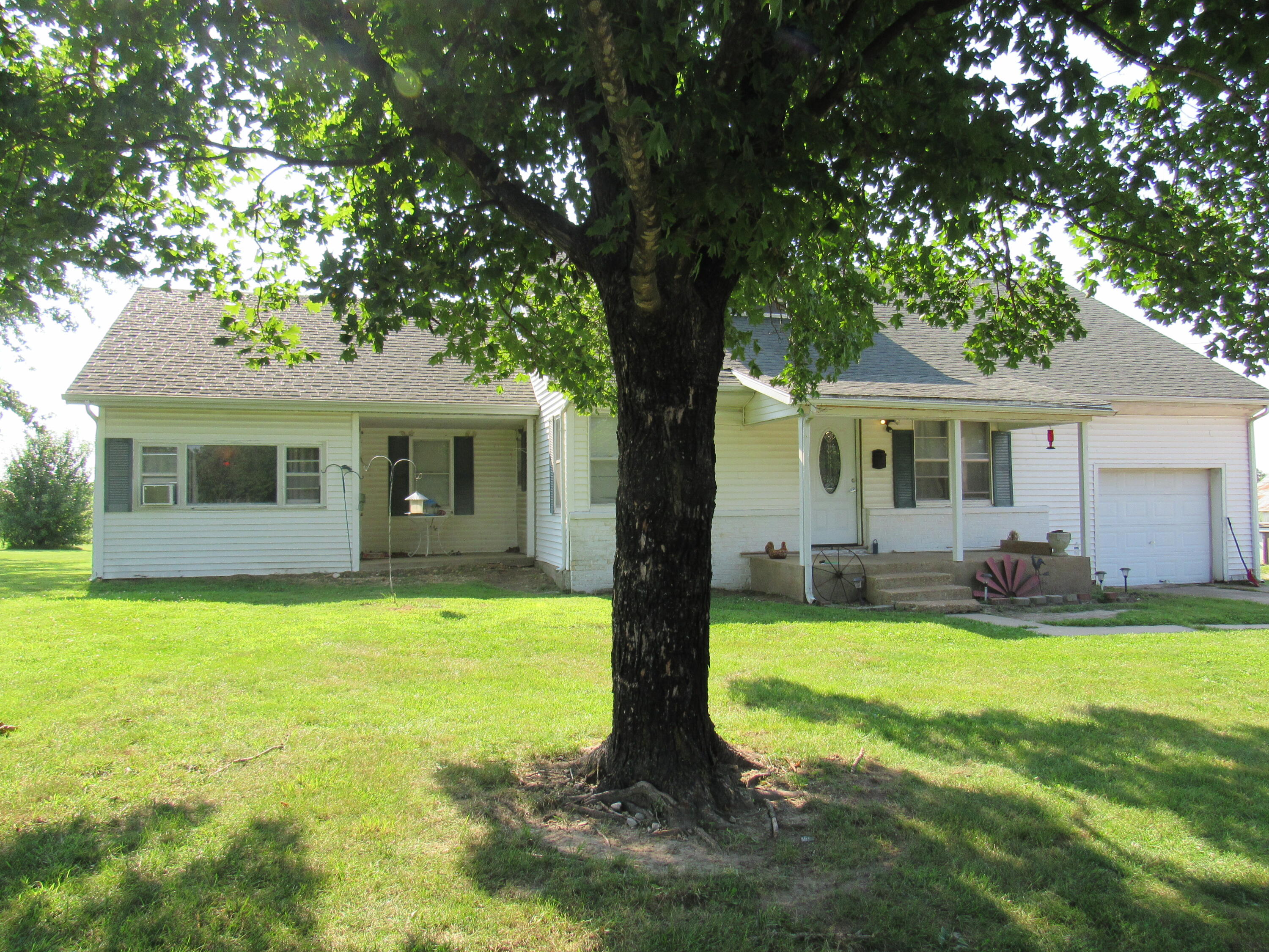 419 State Road H — photo