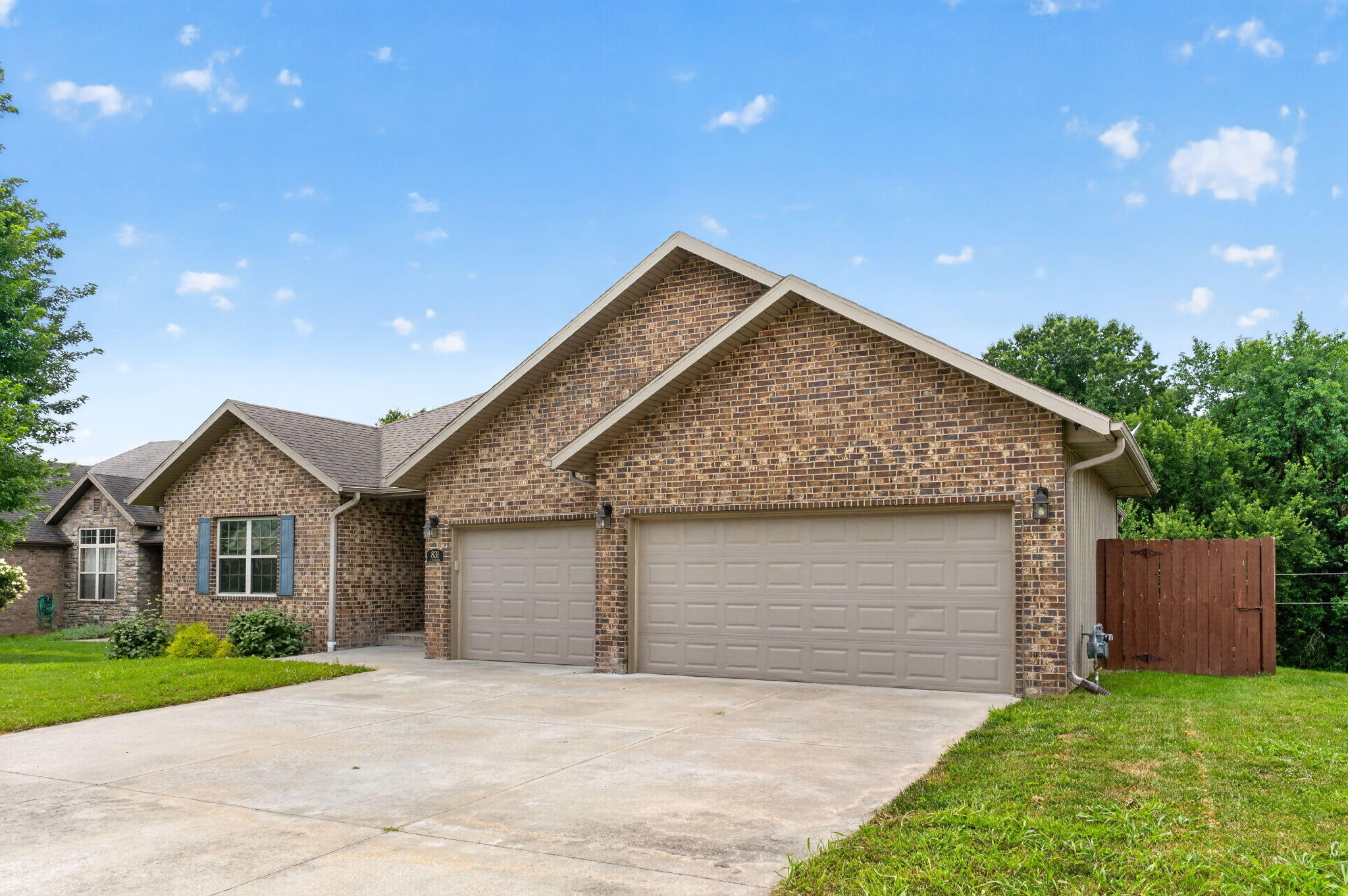 831 N Grapevine Road — photo