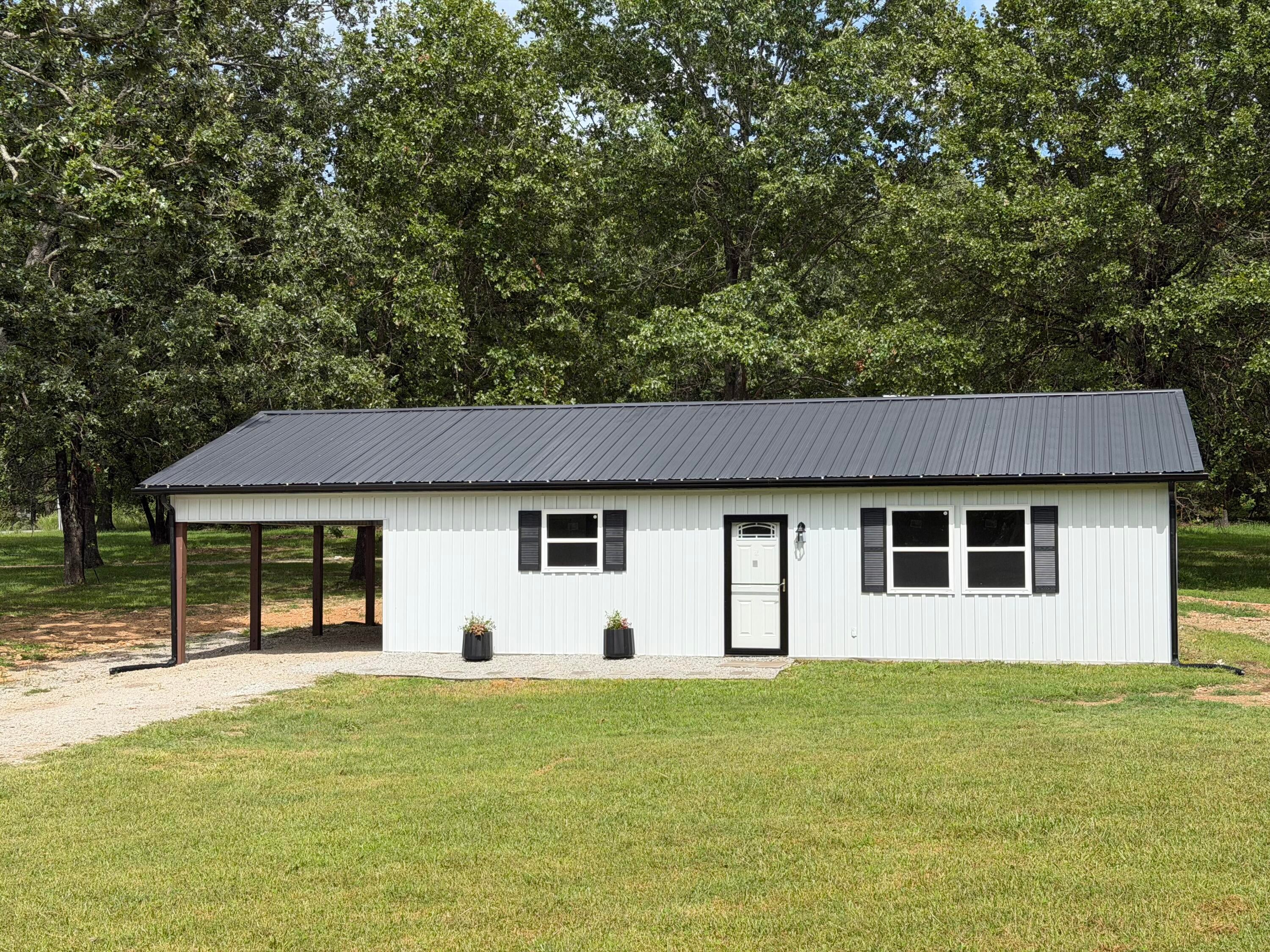 7282 Private Road 1830 — photo