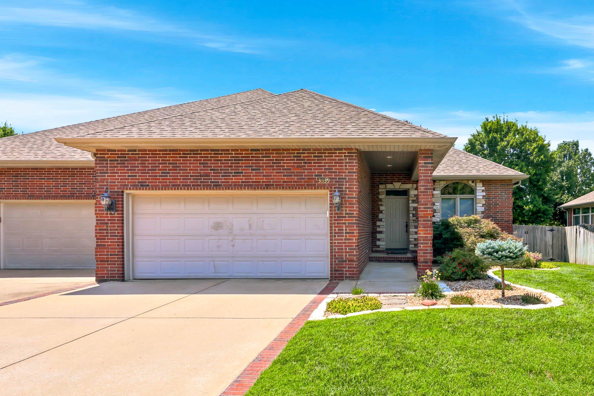 3239 S Kickapoo Avenue, Springfield, MO 65804 — photo 2