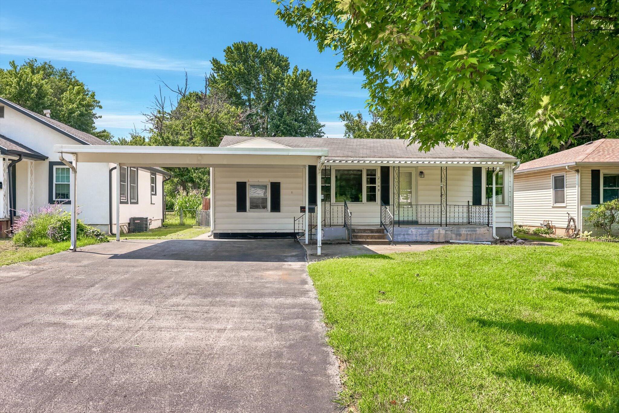 2148 E Walnut Street, Springfield, MO 65802 — photo 2
