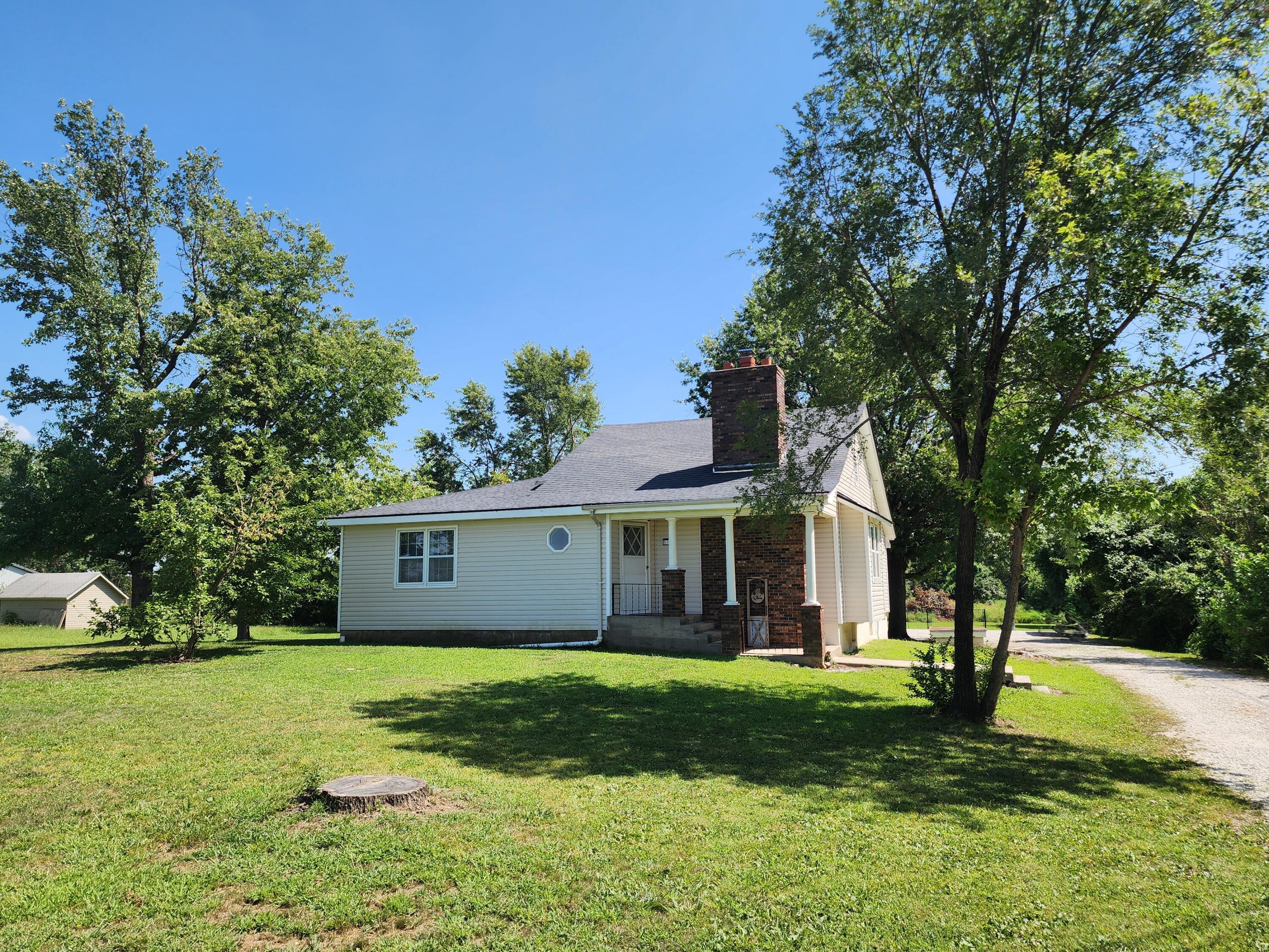 1622 &1624 W Fairview Ave Avenue — photo