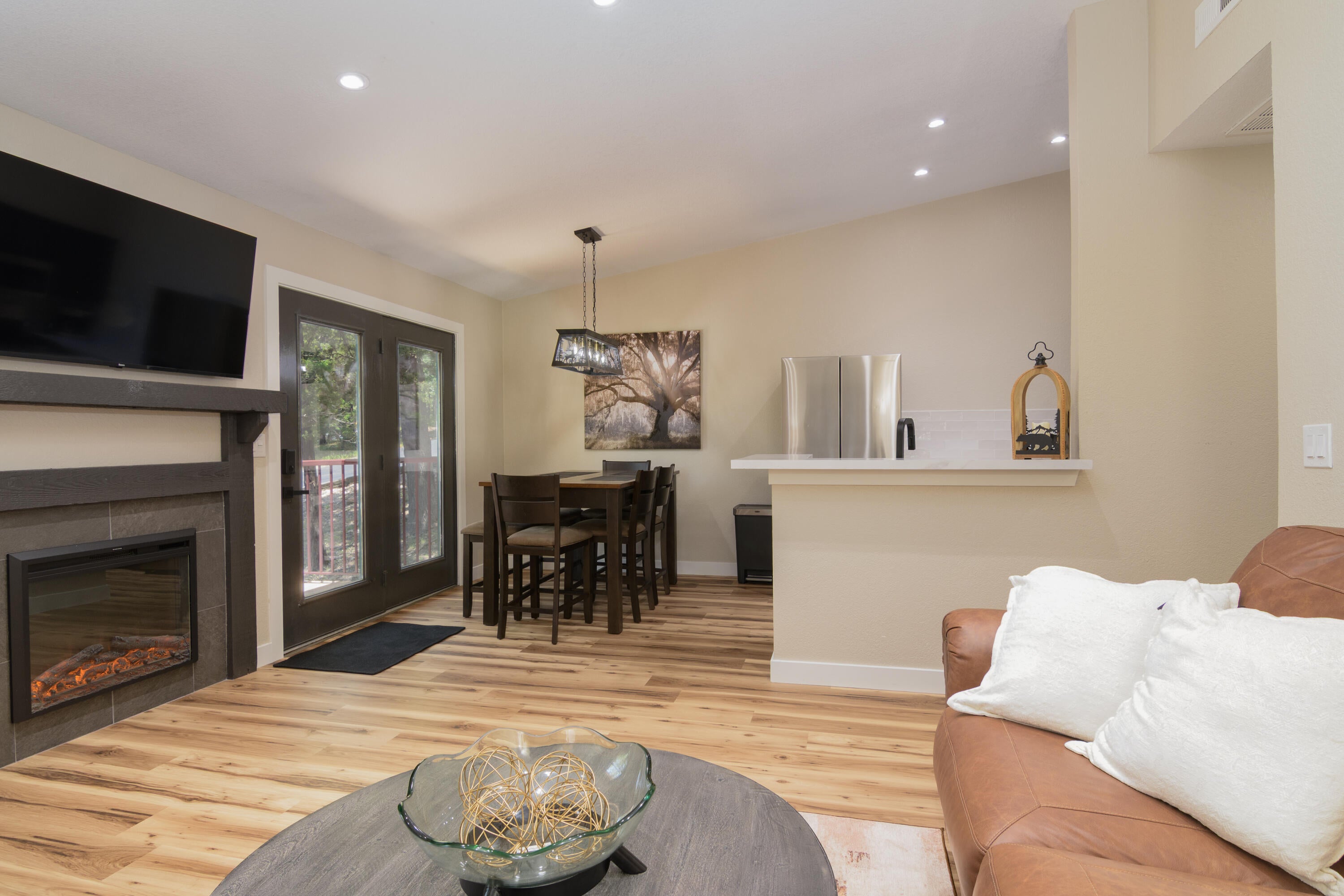 86 Rasso Way 33 — photo