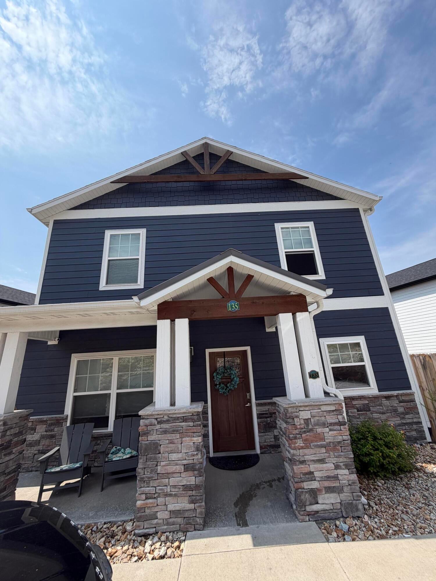 135 Chateau Mountain Lane — photo