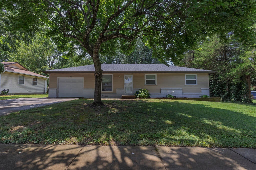 602 Aspen Drive — photo