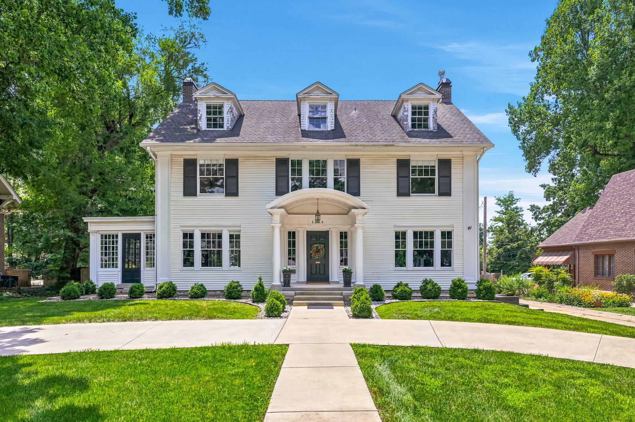 1234 E Walnut Street — photo