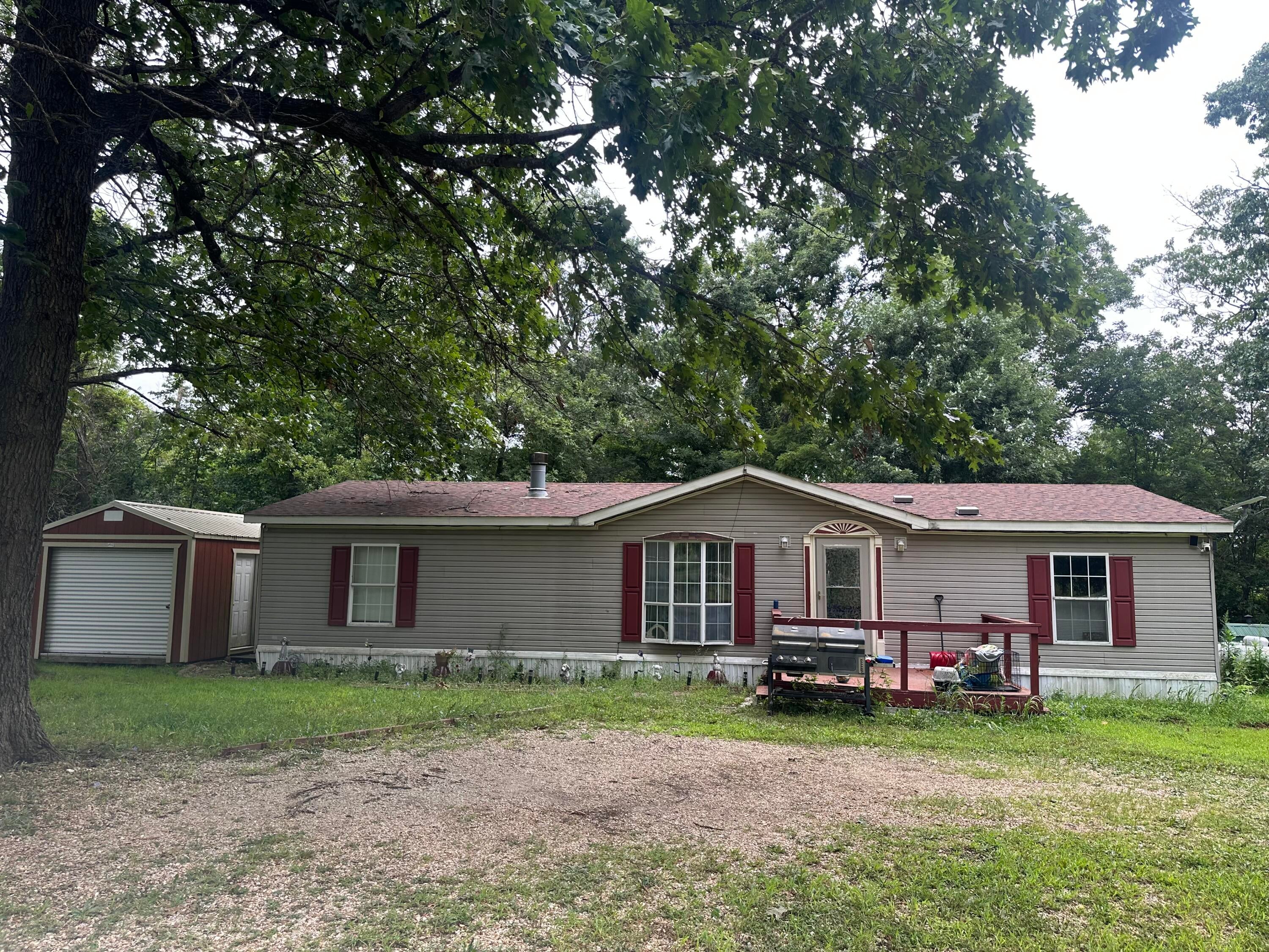 3827 Gravel Point Road — photo