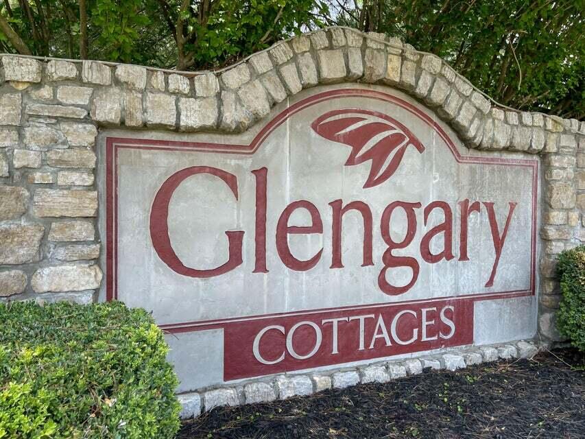 2177 W Glengary Court — photo