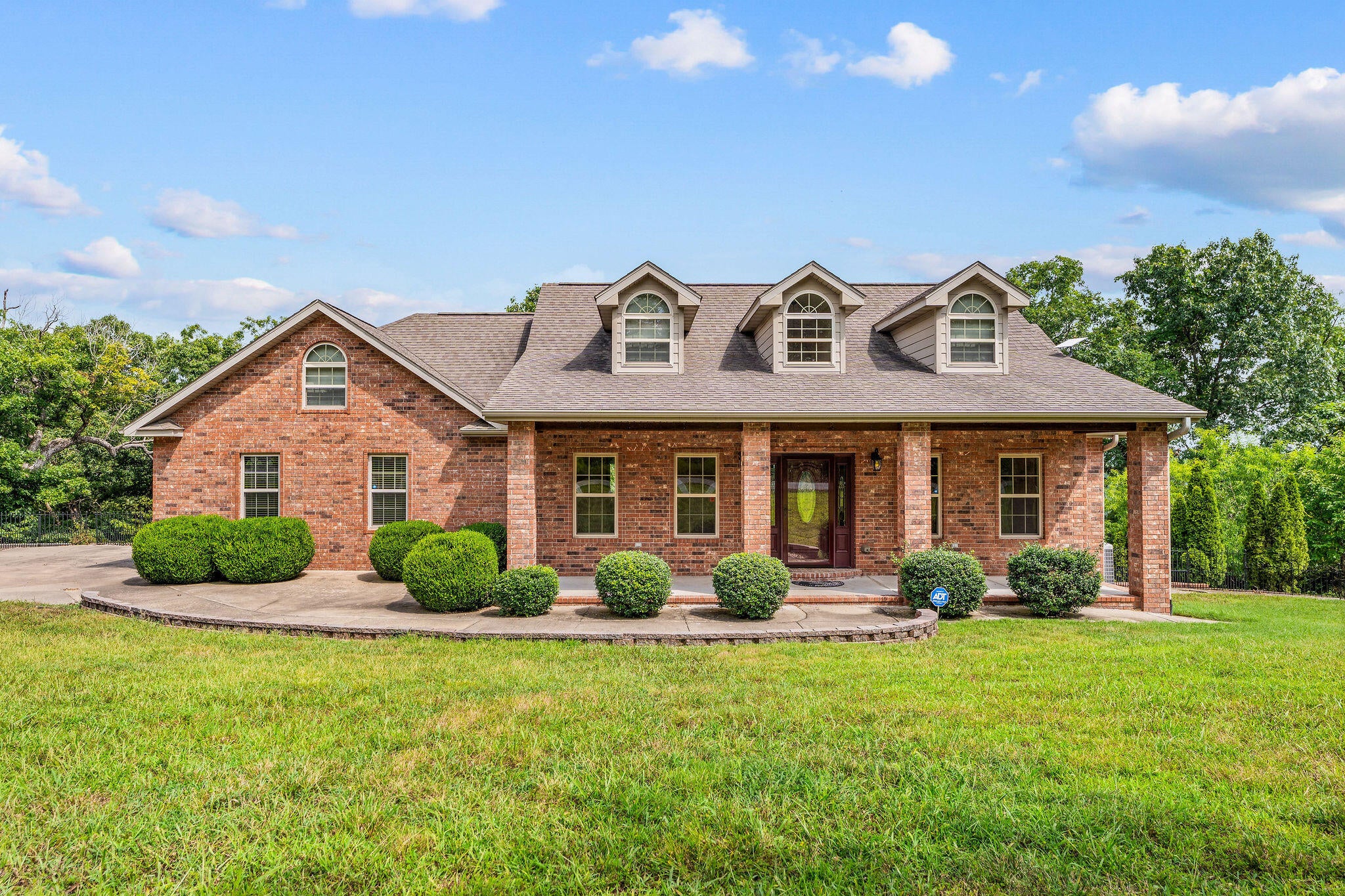 514 Rose Hill Lane — photo