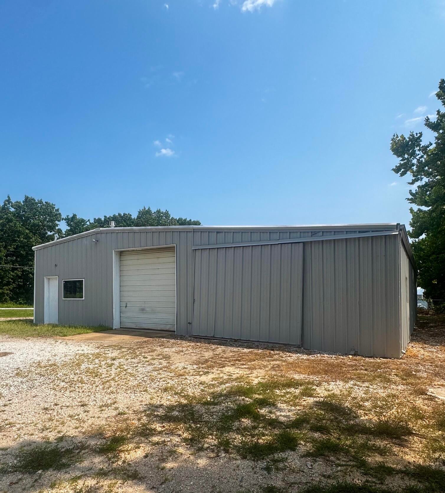 8137 State Highway 13 — photo