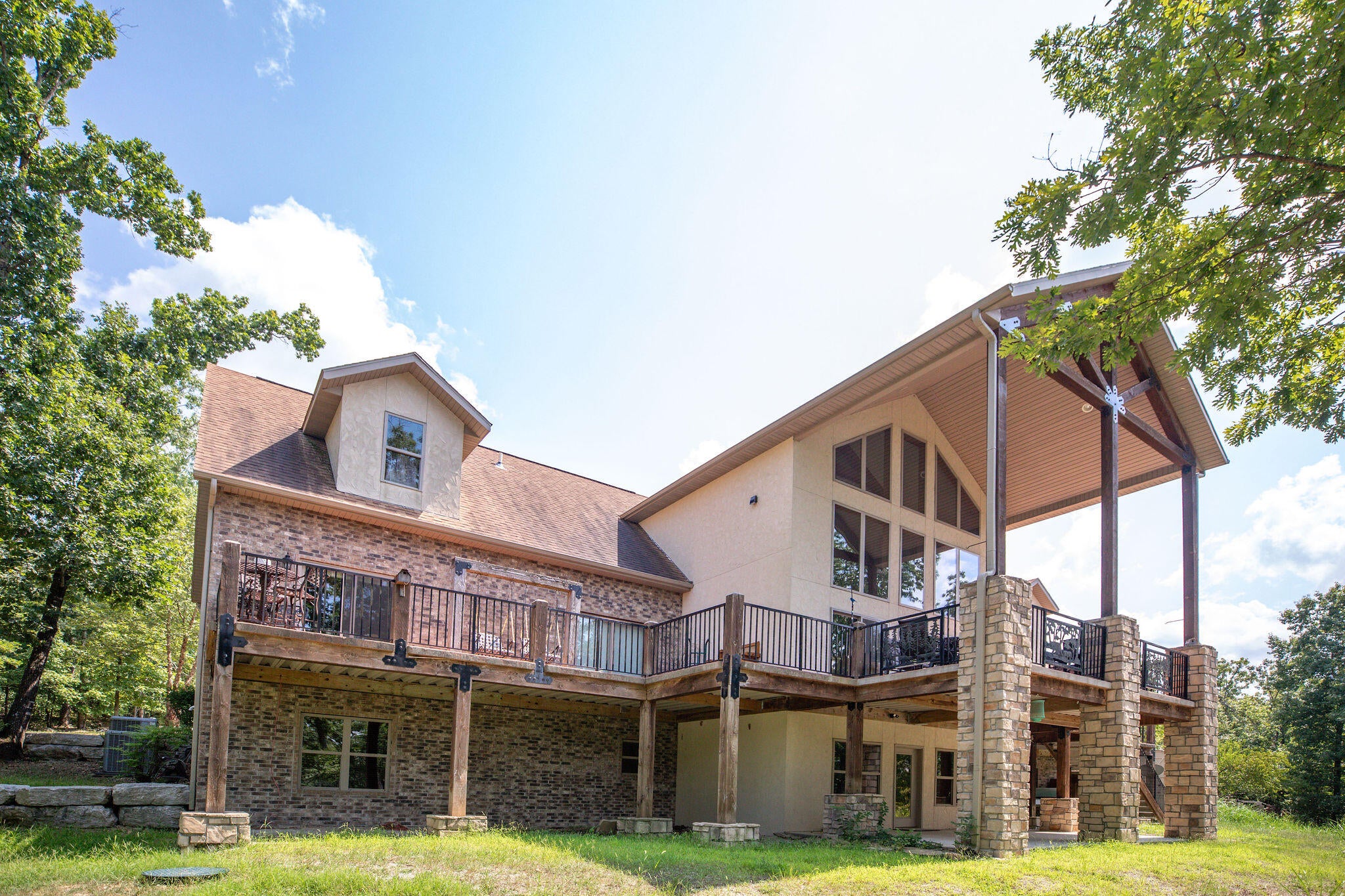 1615 Rustic Acres Road — photo