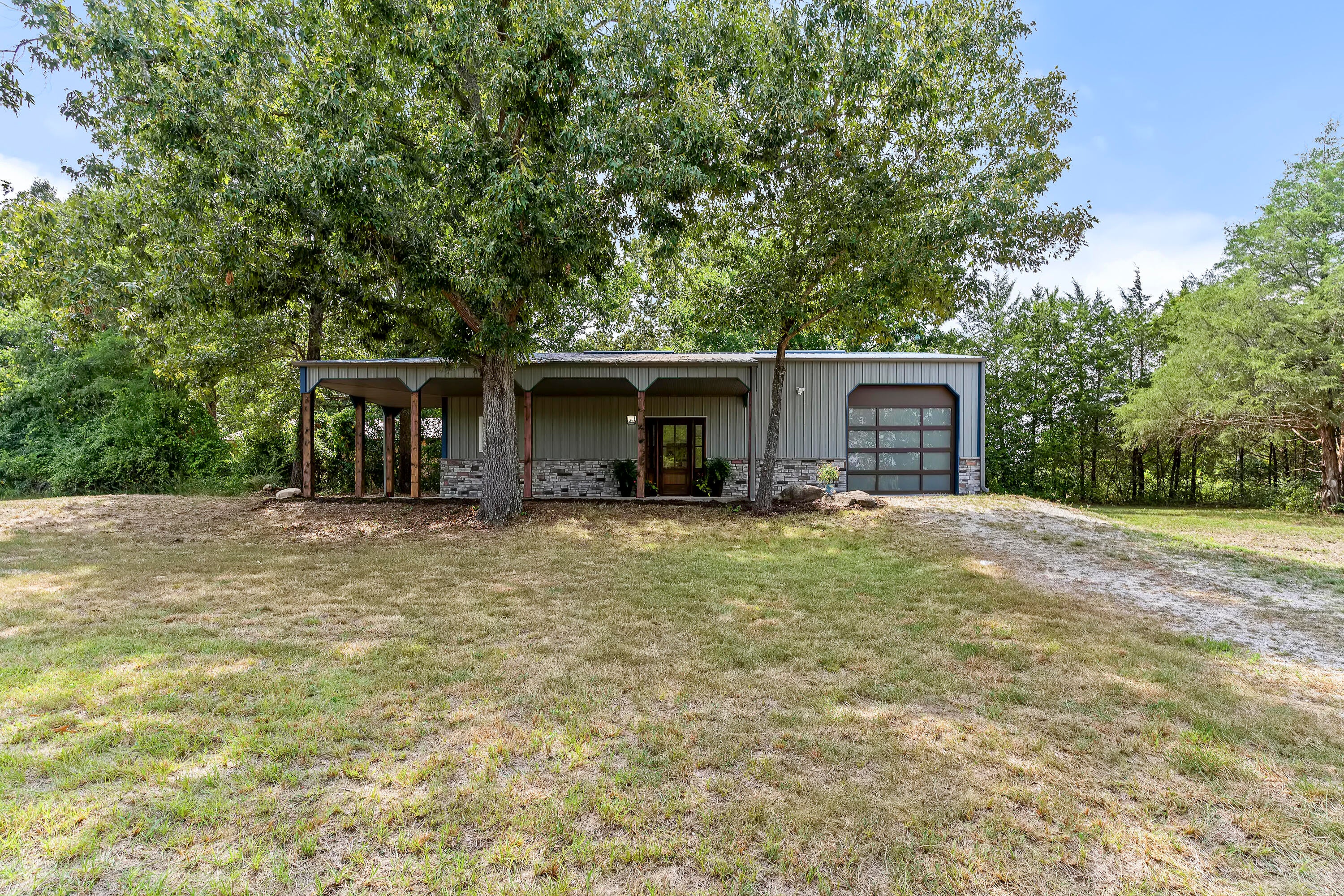 557 S Deer Run Street — photo