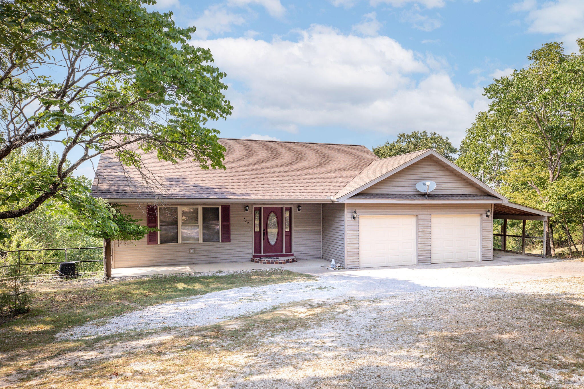 112 Stoney Ridge Drive — photo