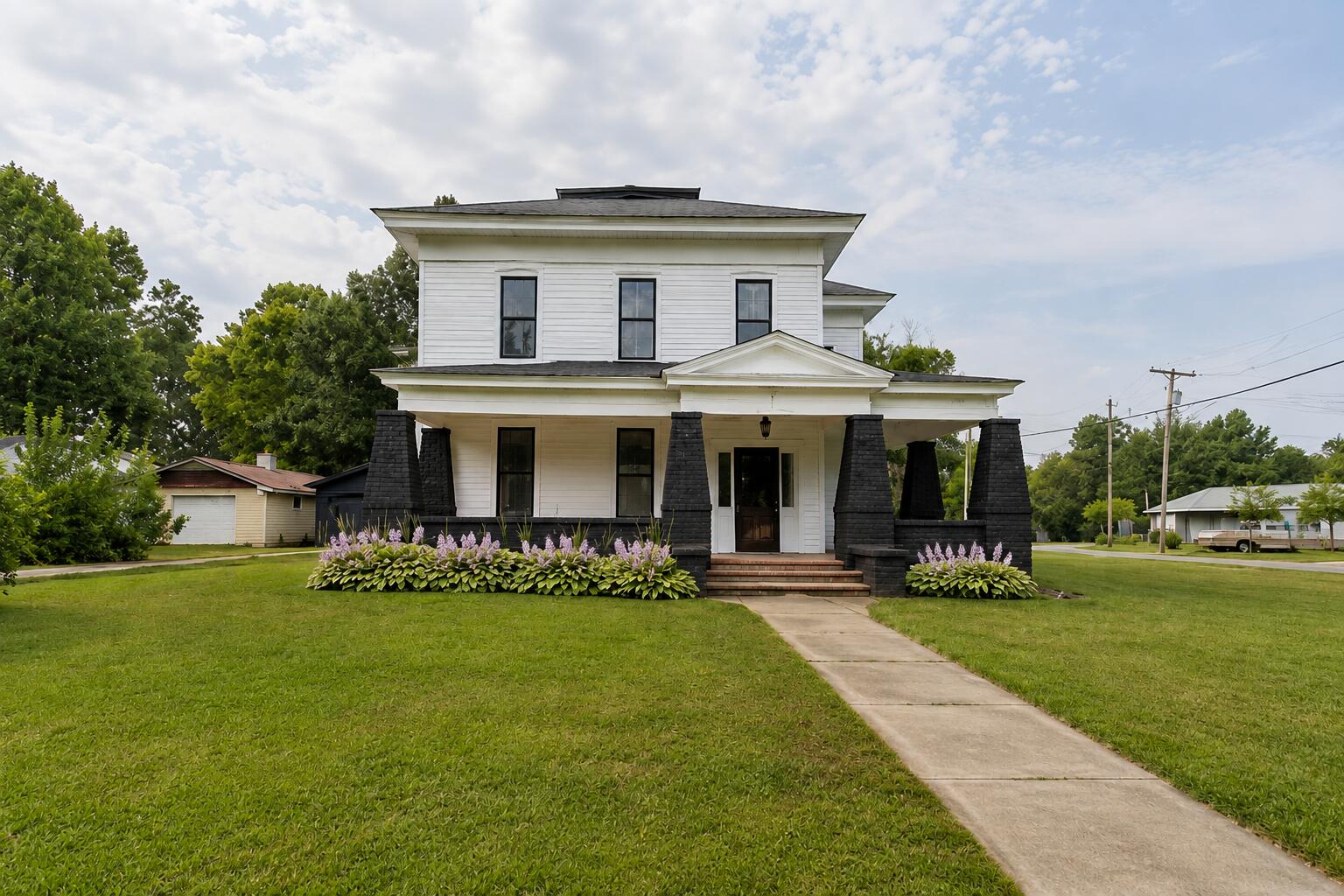419 Maple Street — photo