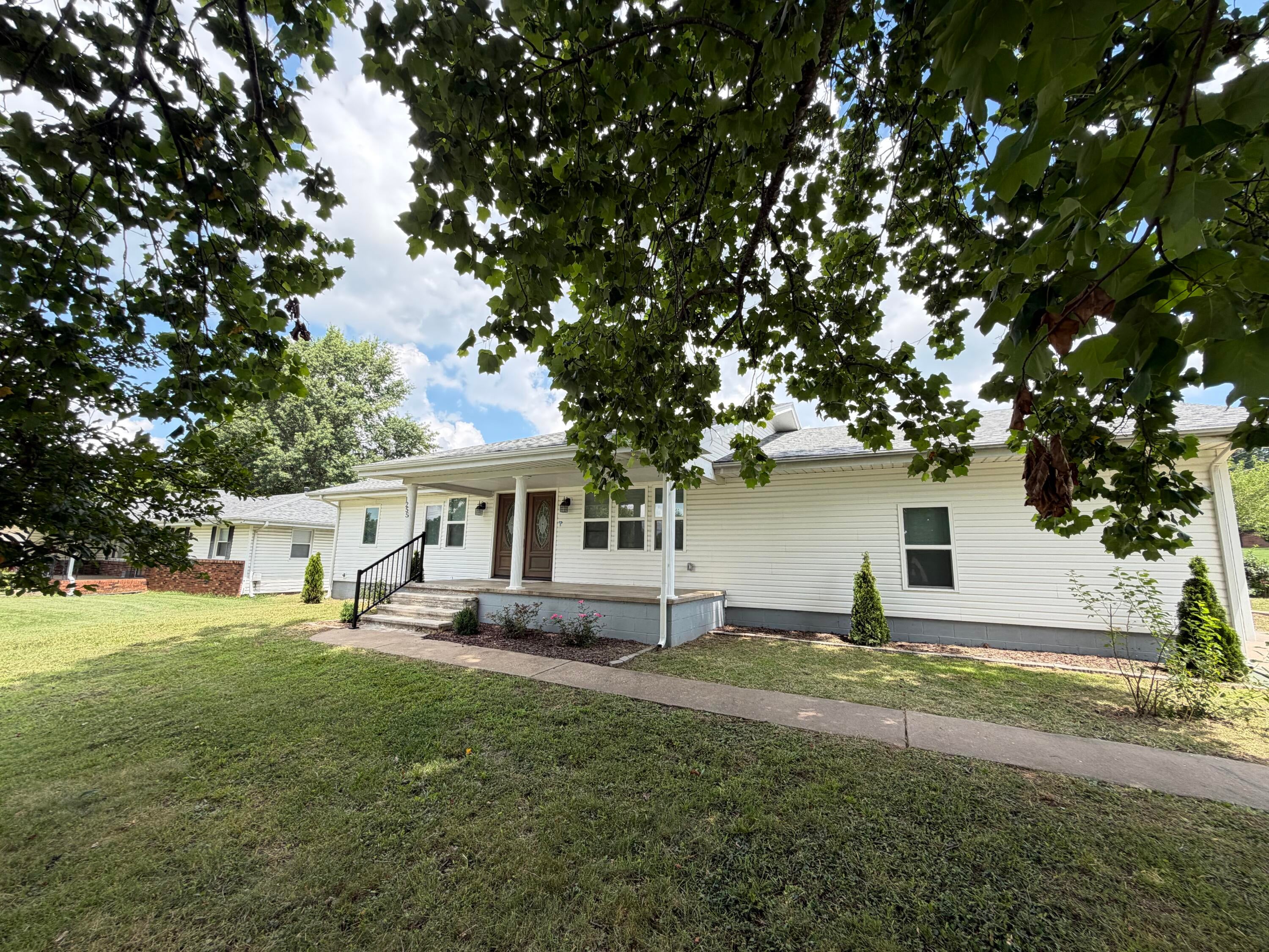 1255 E Bonaire Drive — photo