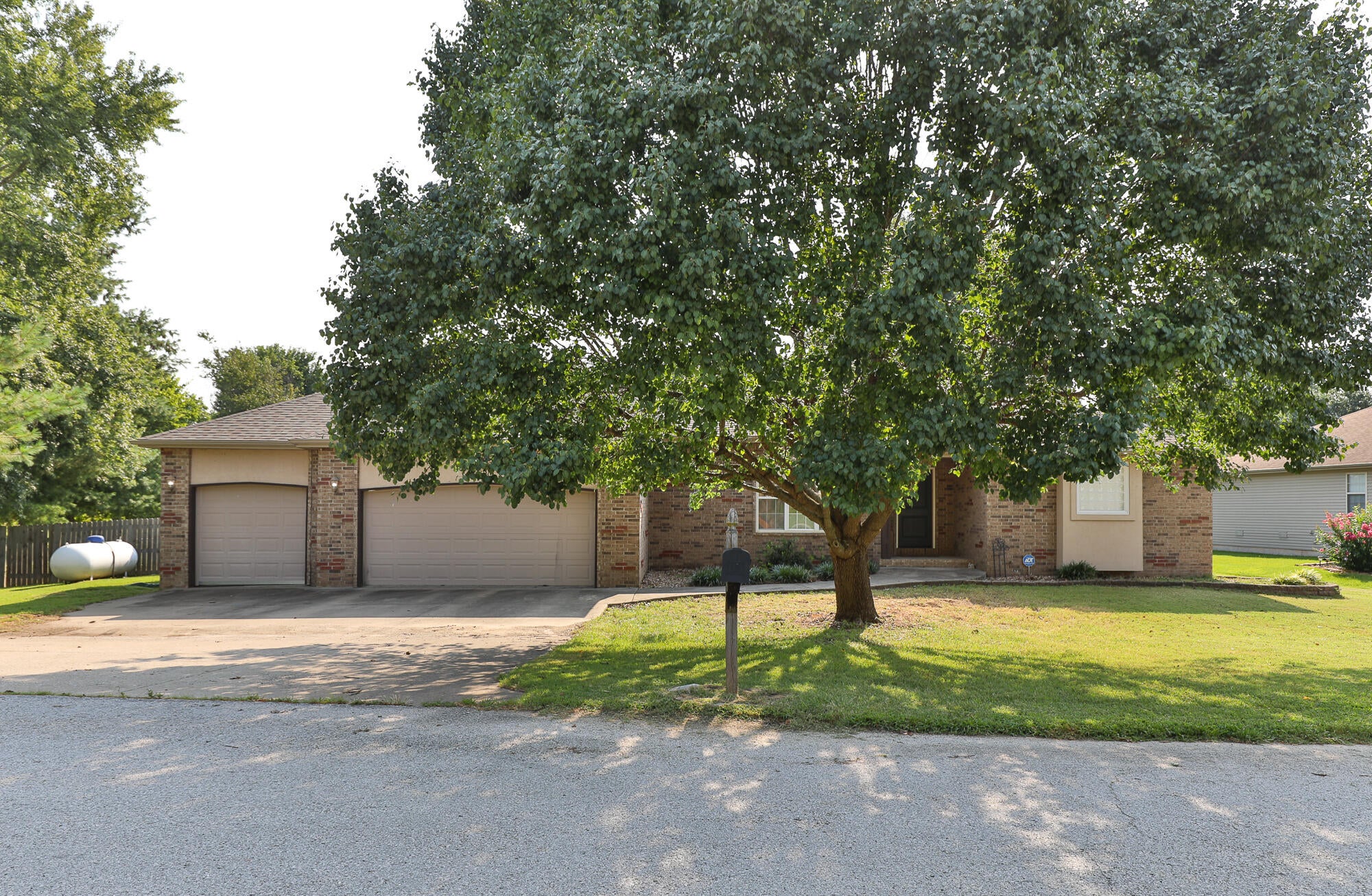 2098 N Preakness Drive — photo