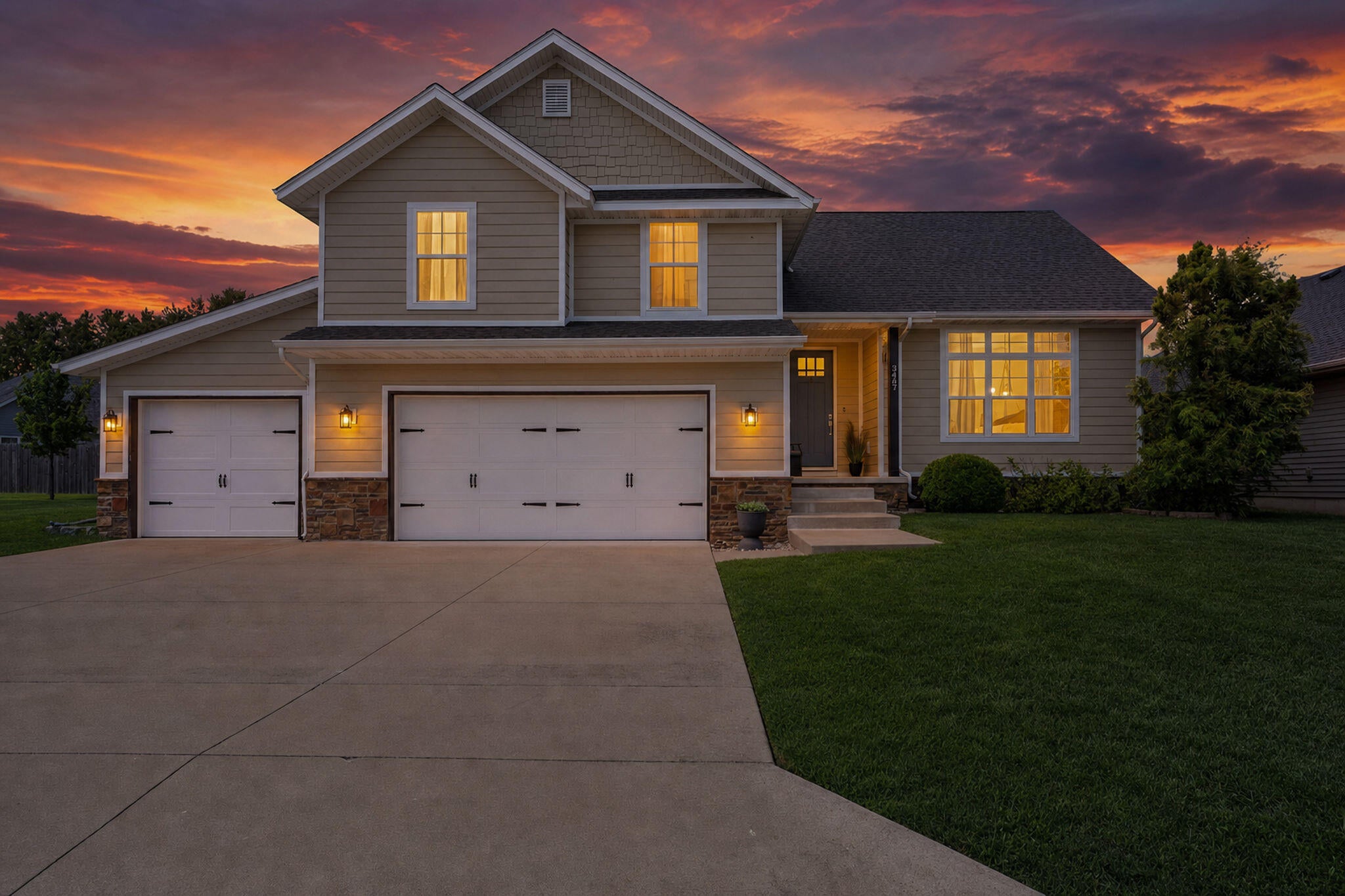 3467 S Valley View Drive — photo